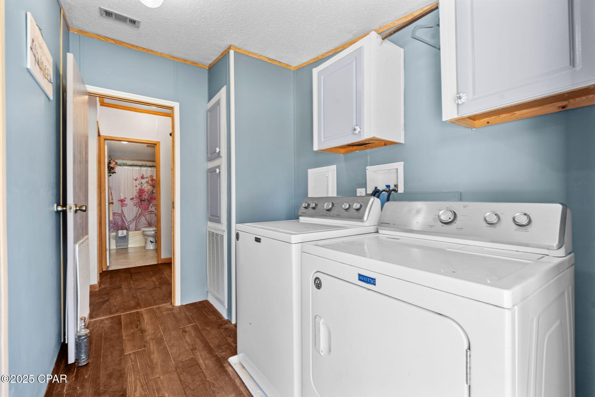 Image 18 For 9121 Silver Lake Road