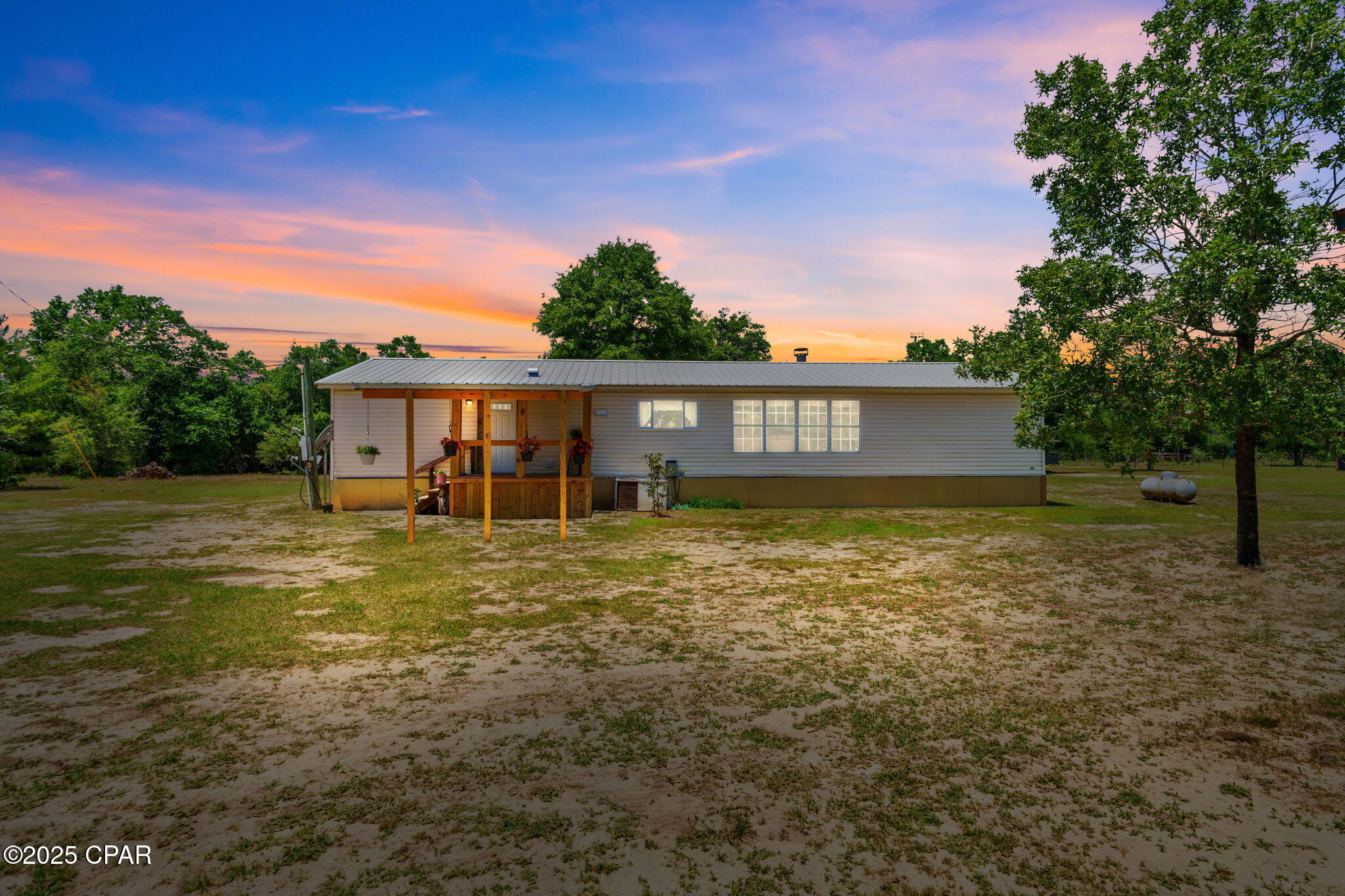 Image 2 For 9121 Silver Lake Road