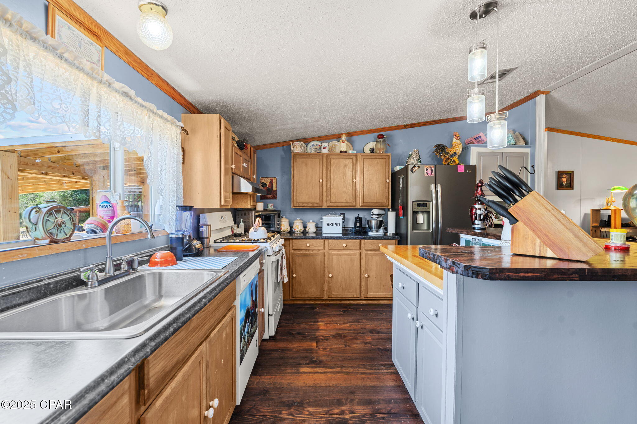 Image 33 For 9121 Silver Lake Road