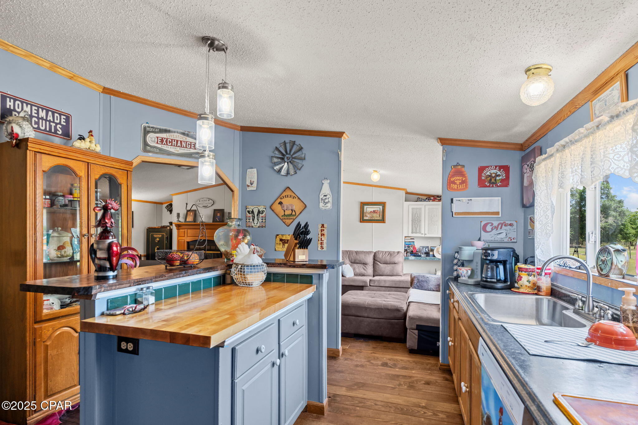 Image 35 For 9121 Silver Lake Road