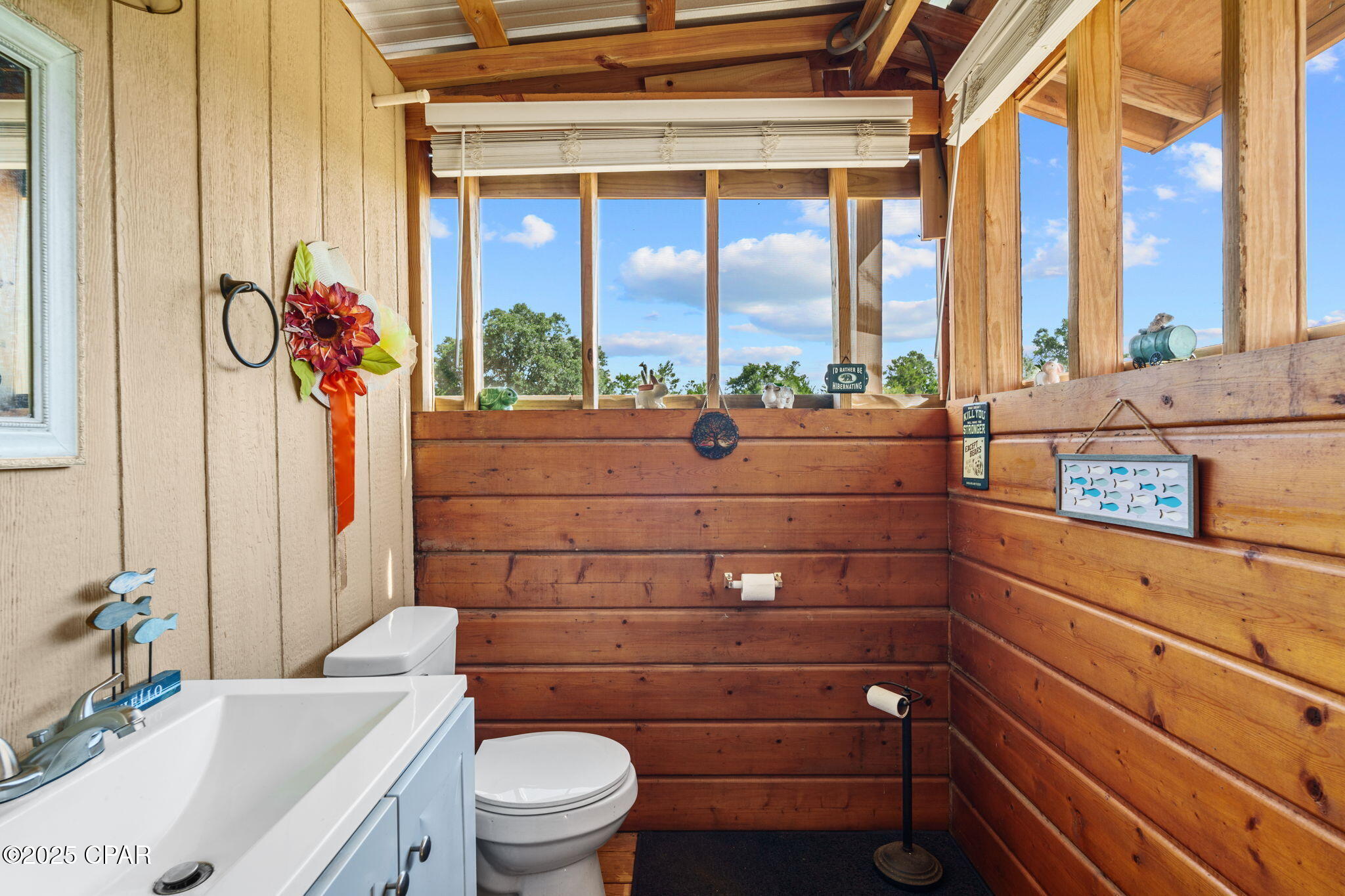 Image 9 For 9121 Silver Lake Road