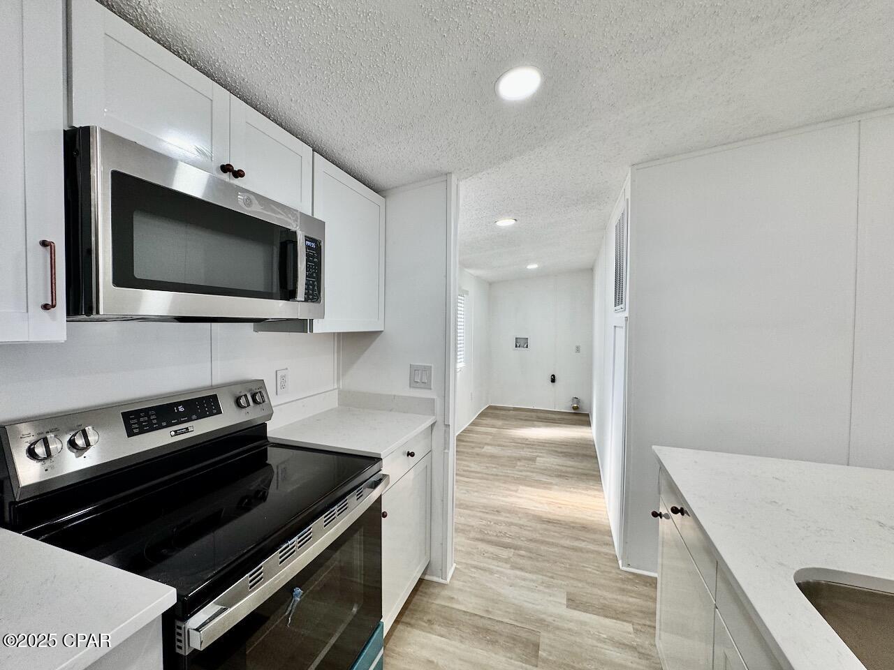 Image 16 For 327 Hibiscus Drive