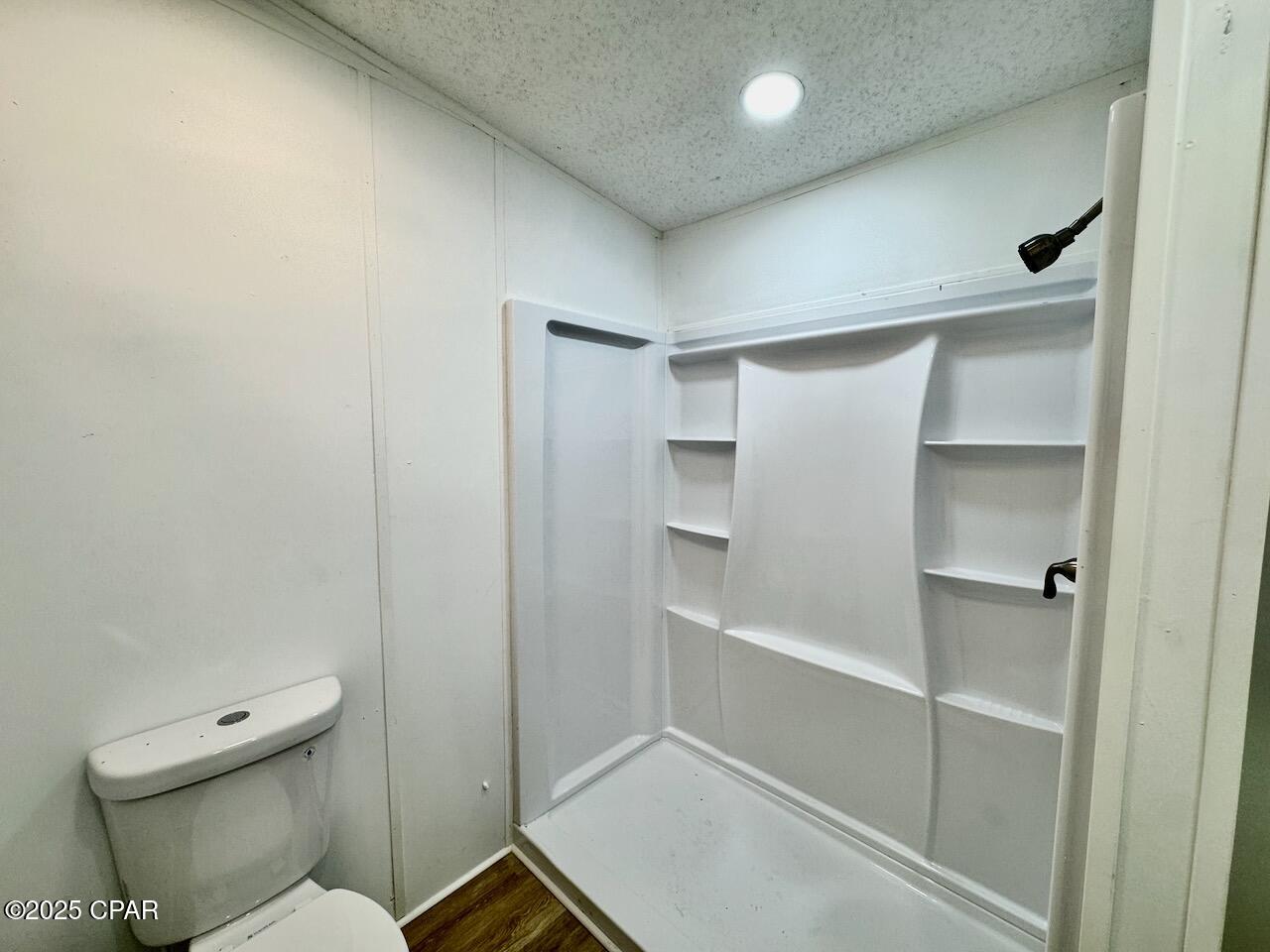 Image 21 For 327 Hibiscus Drive