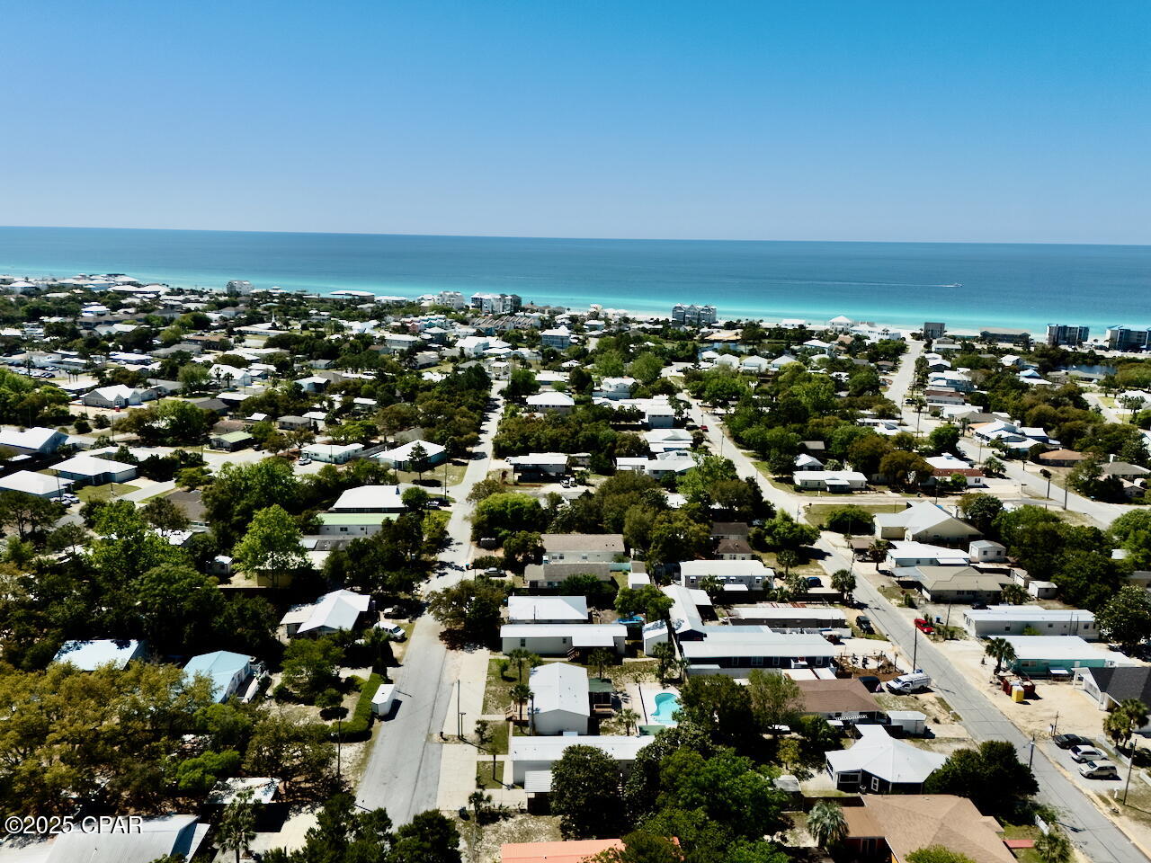 Image 3 For 327 Hibiscus Drive