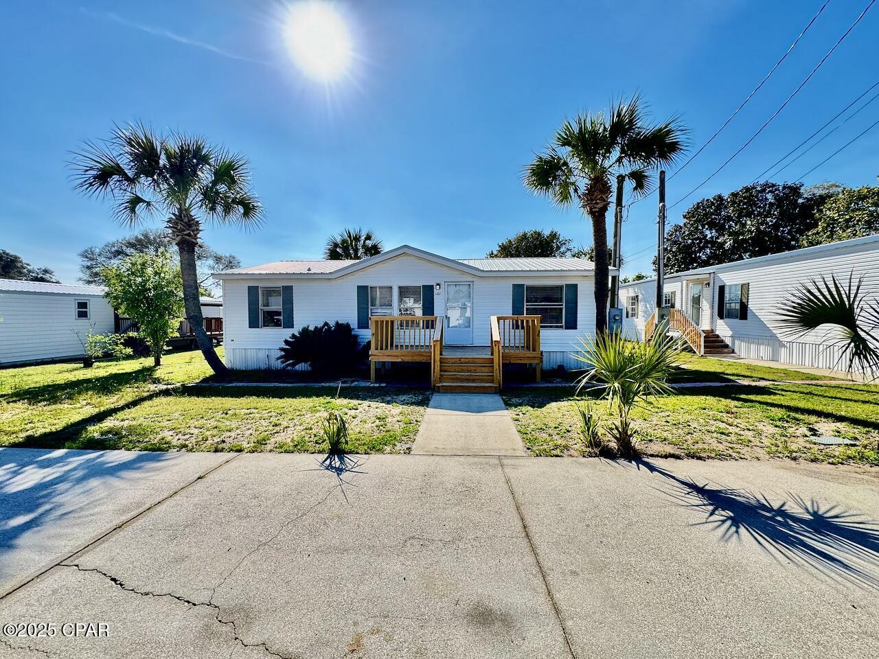 Image 30 For 327 Hibiscus Drive