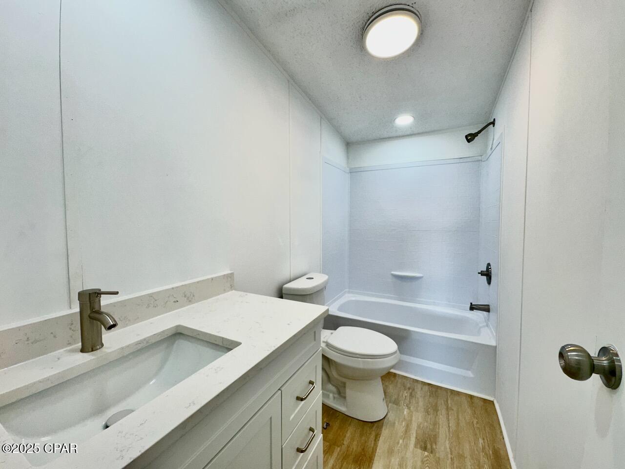 Image 33 For 327 Hibiscus Drive