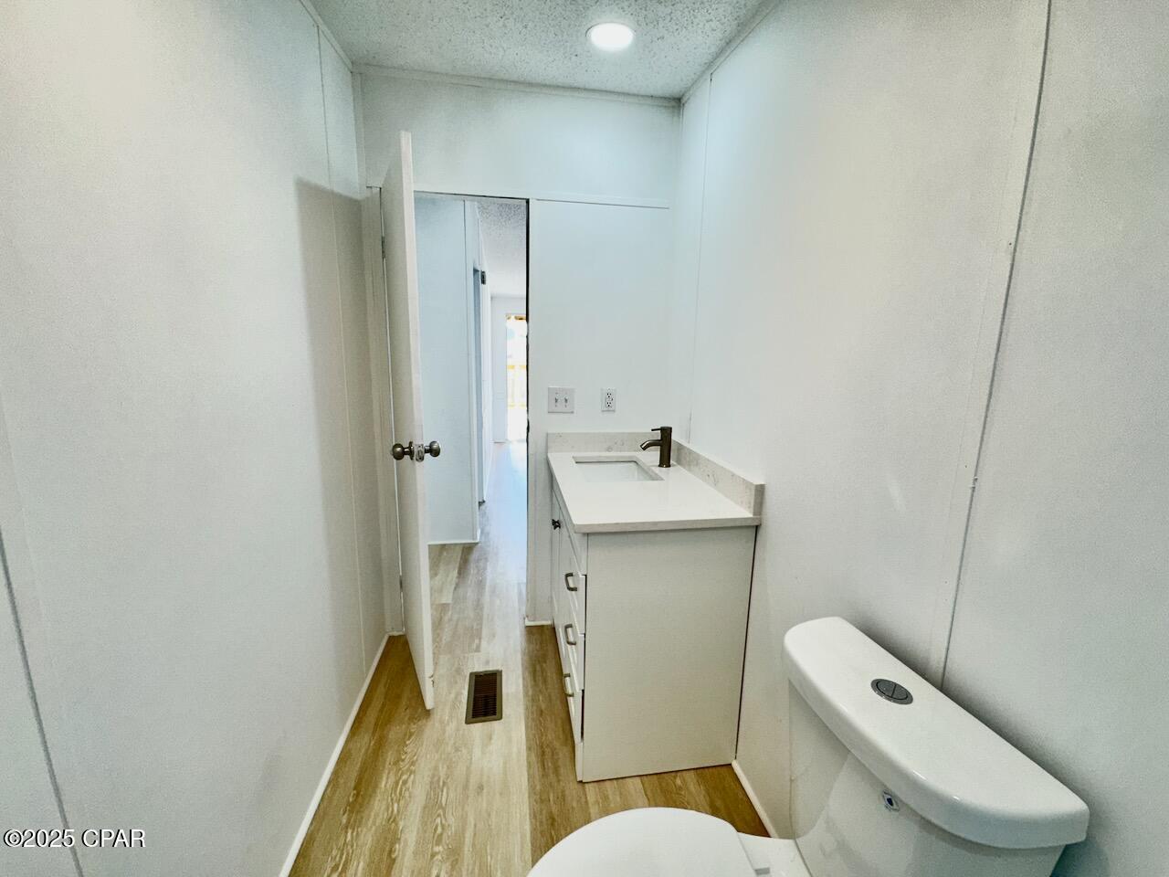 Image 34 For 327 Hibiscus Drive