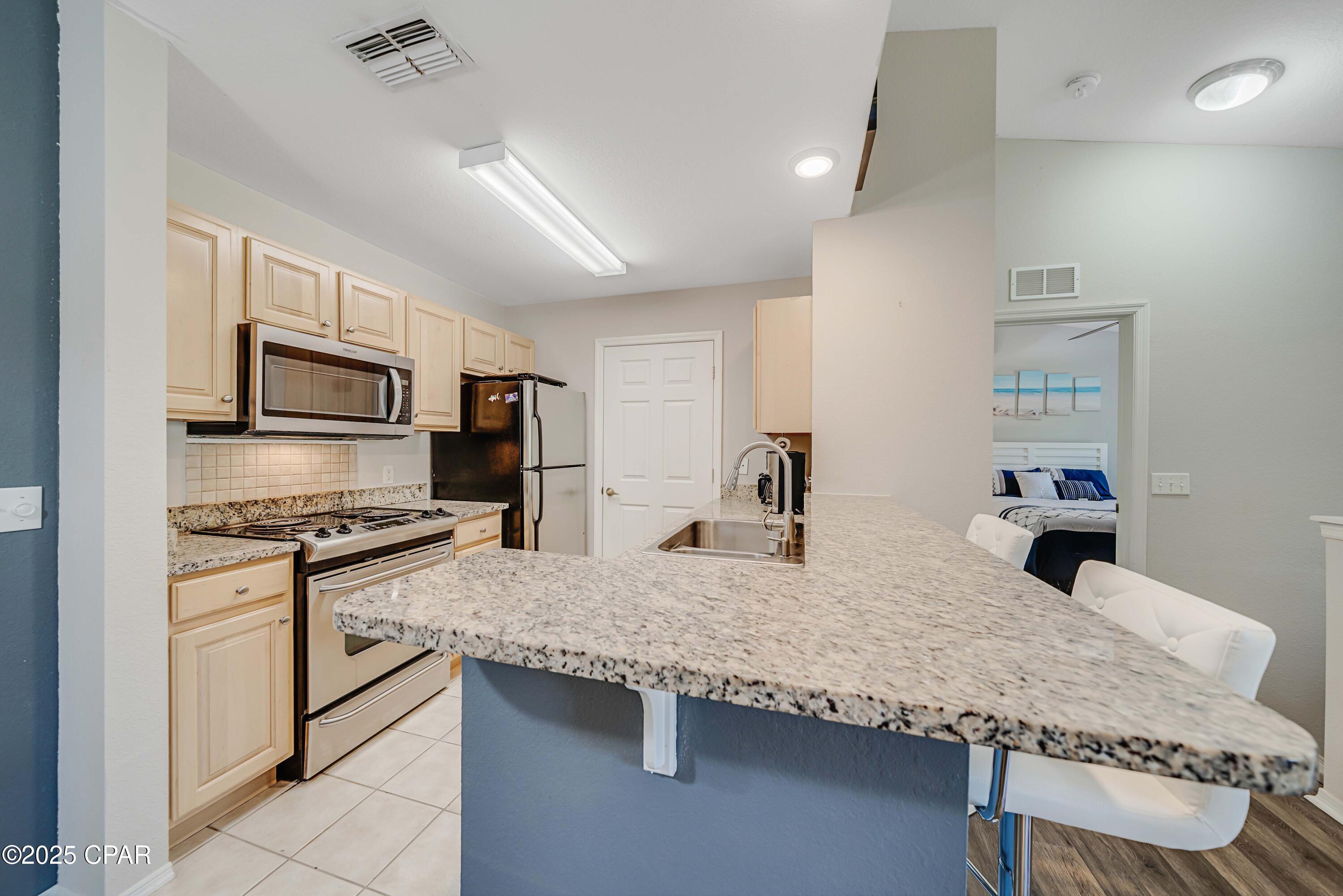 Image 15 For 512 Lighthouse Road