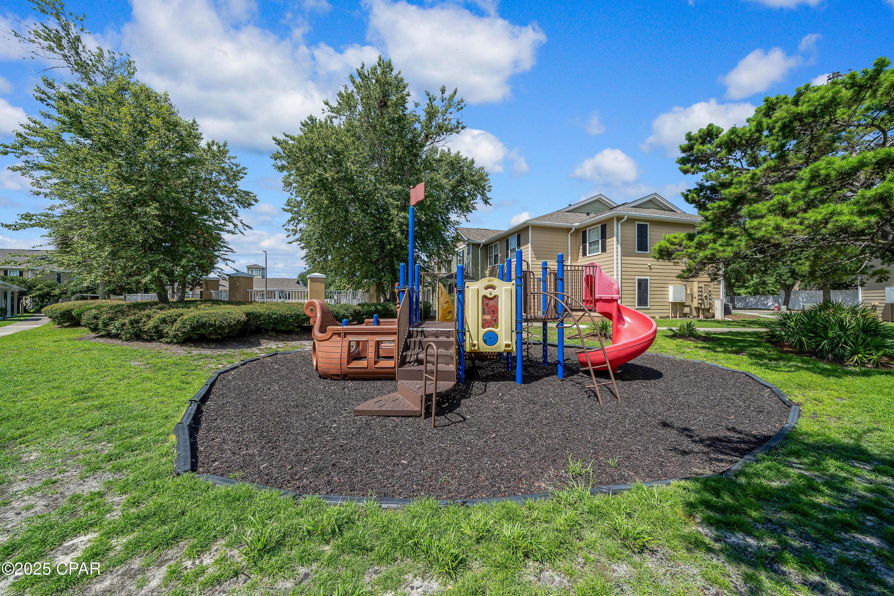 Image 33 For 512 Lighthouse Road