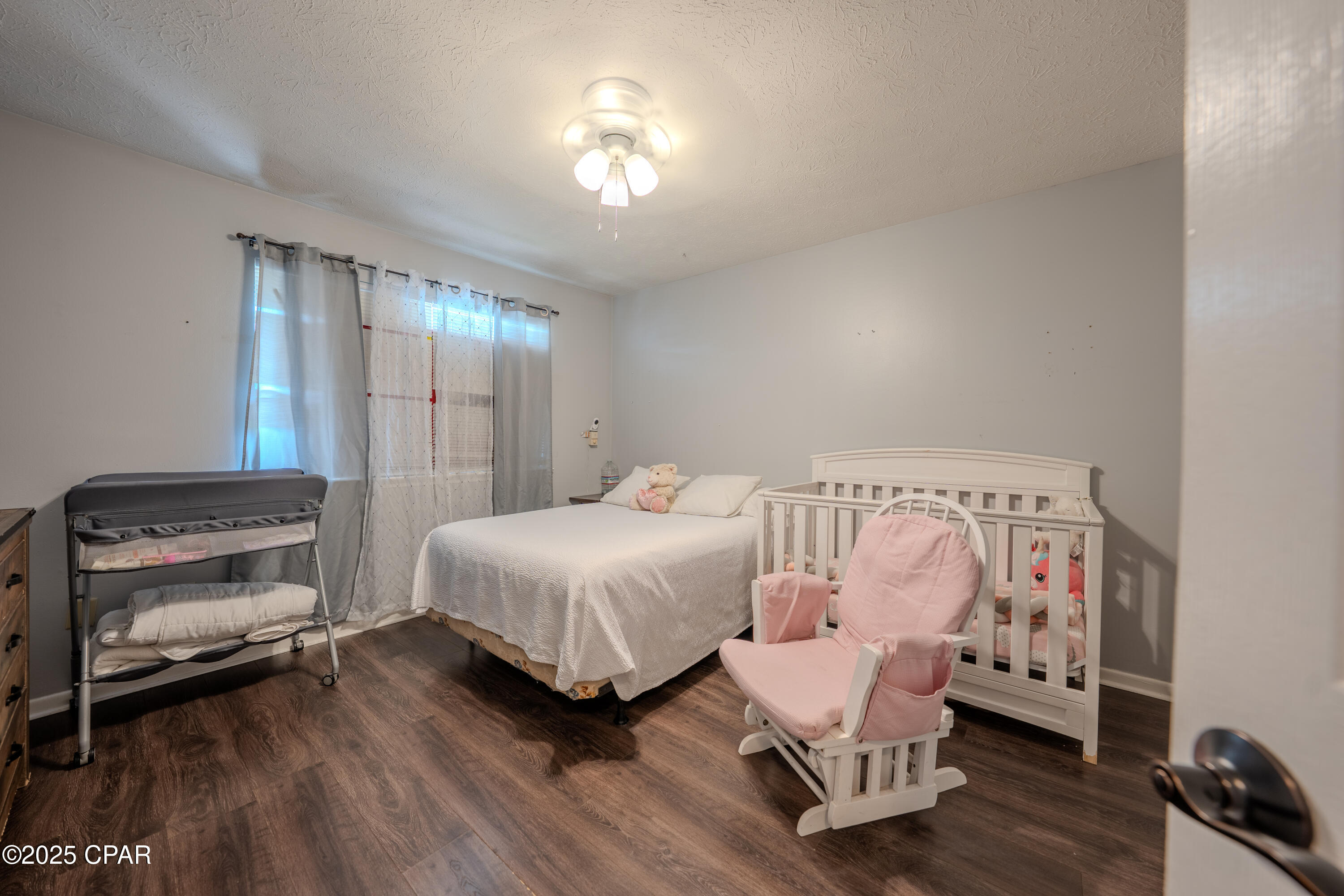 Image 4 For 816 Detroit Avenue 816