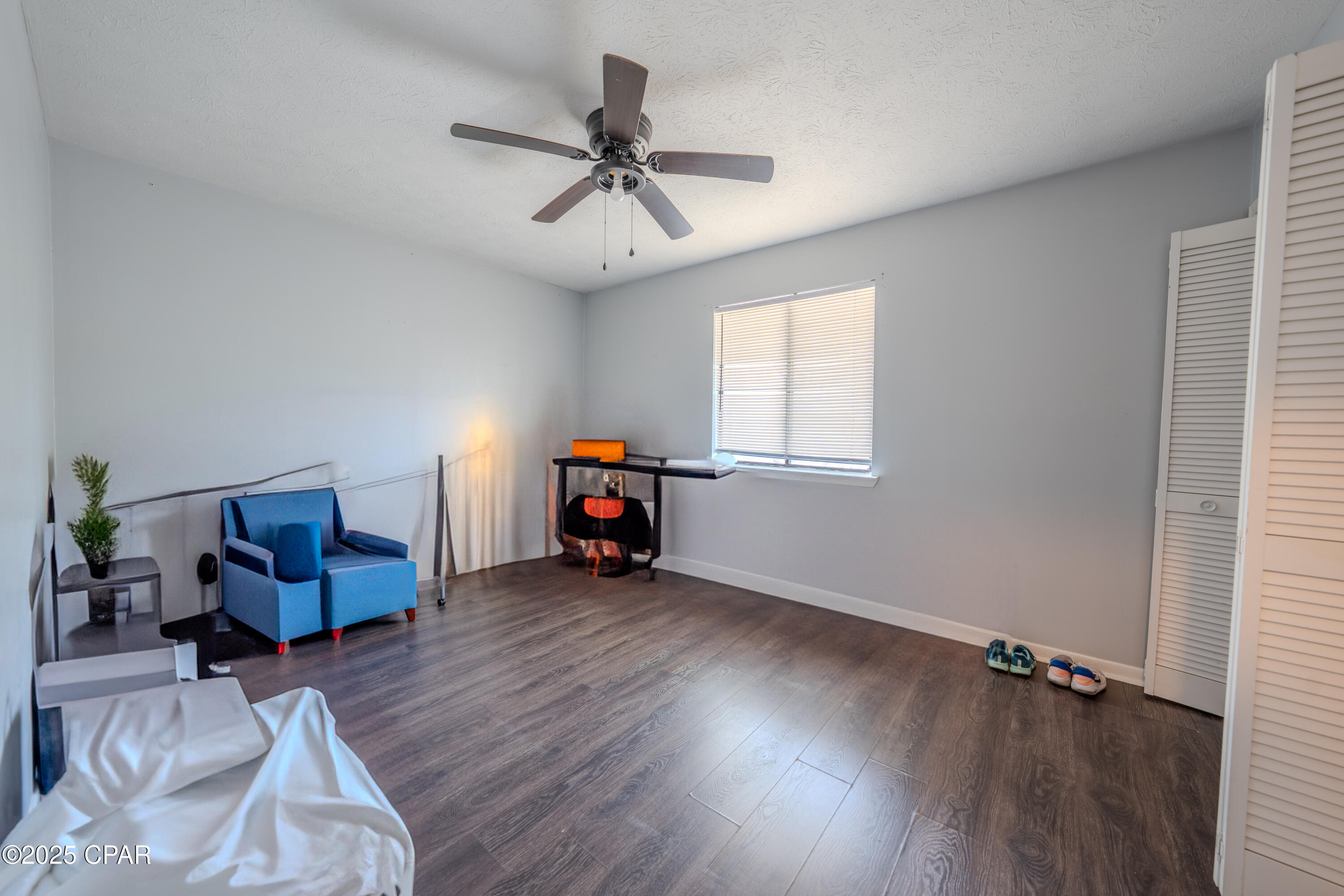 Image 5 For 816 Detroit Avenue 816