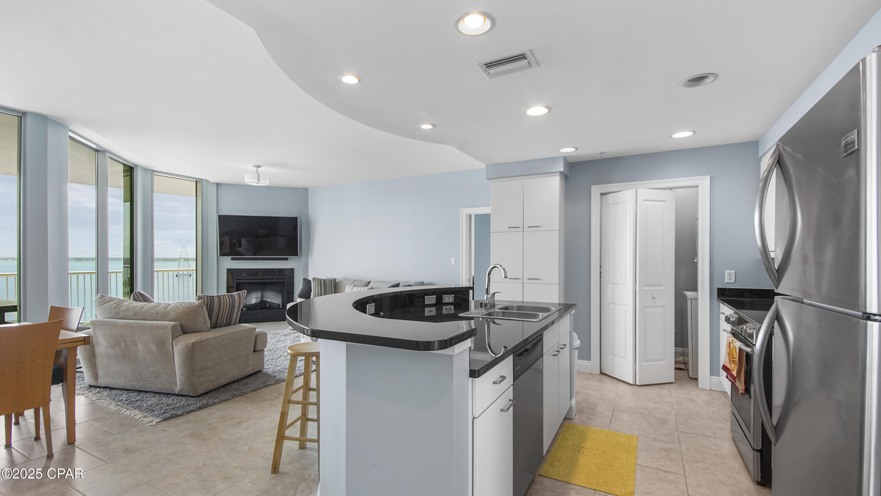 Image 34 For 6422 Highway 98  805