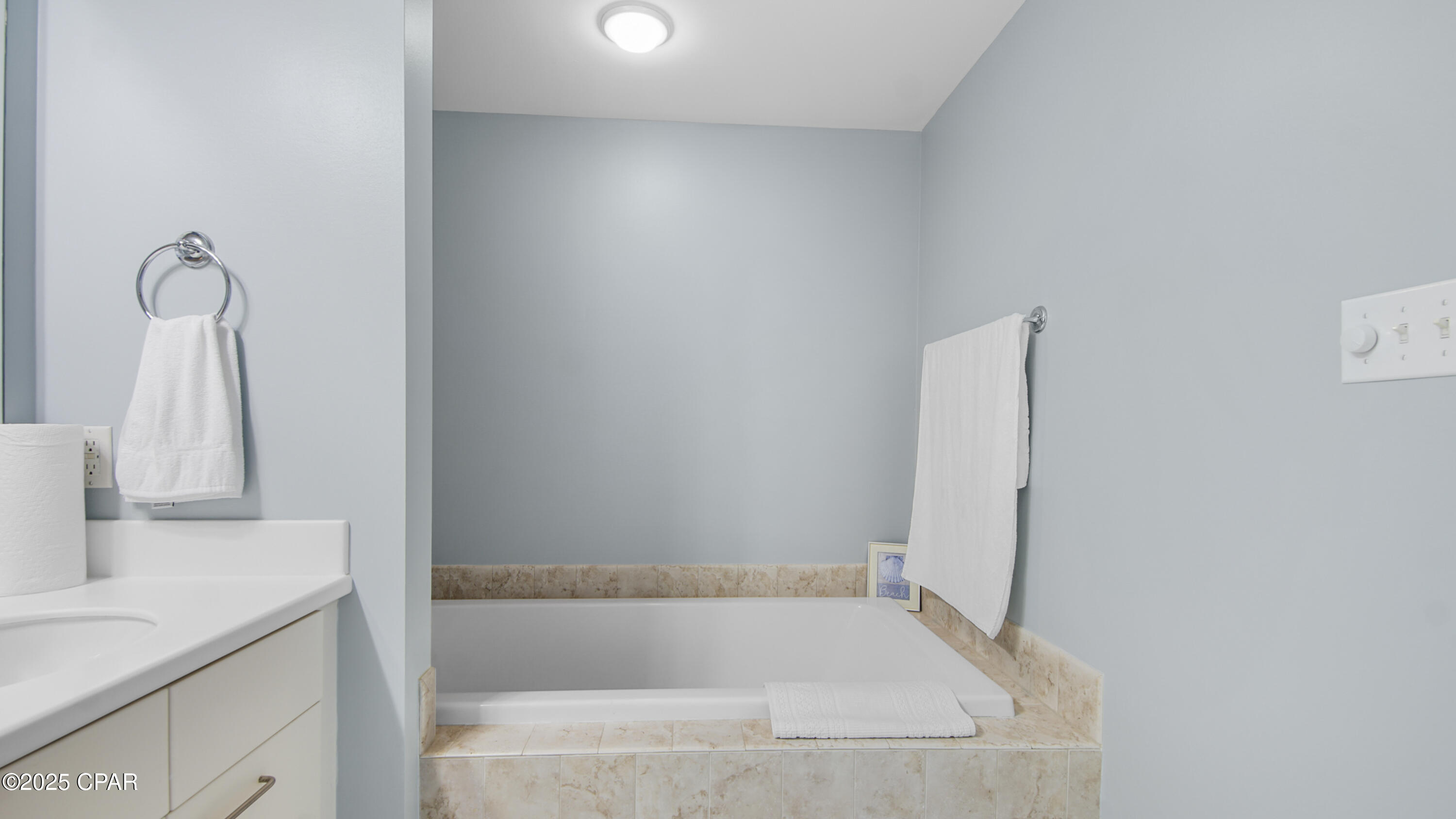 Image 55 For 6422 Highway 98  805