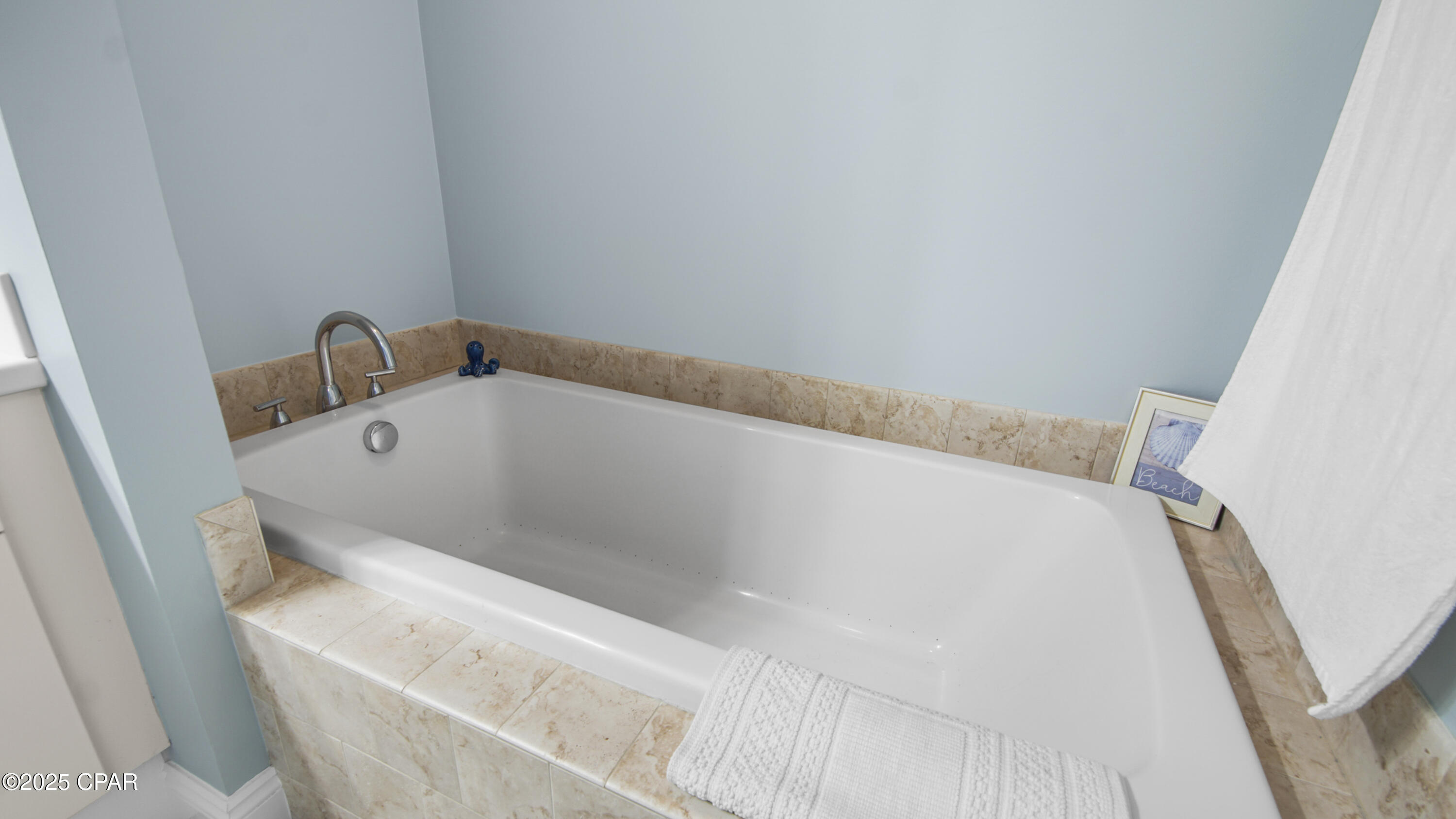 Image 56 For 6422 Highway 98  805