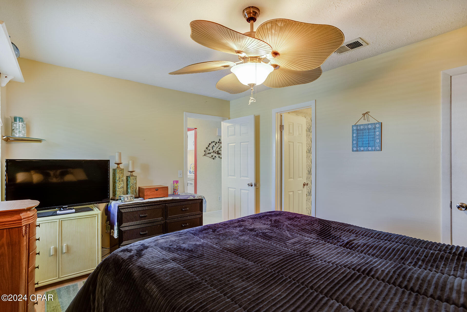 Image 14 For 7813 Lagoon Drive 8e