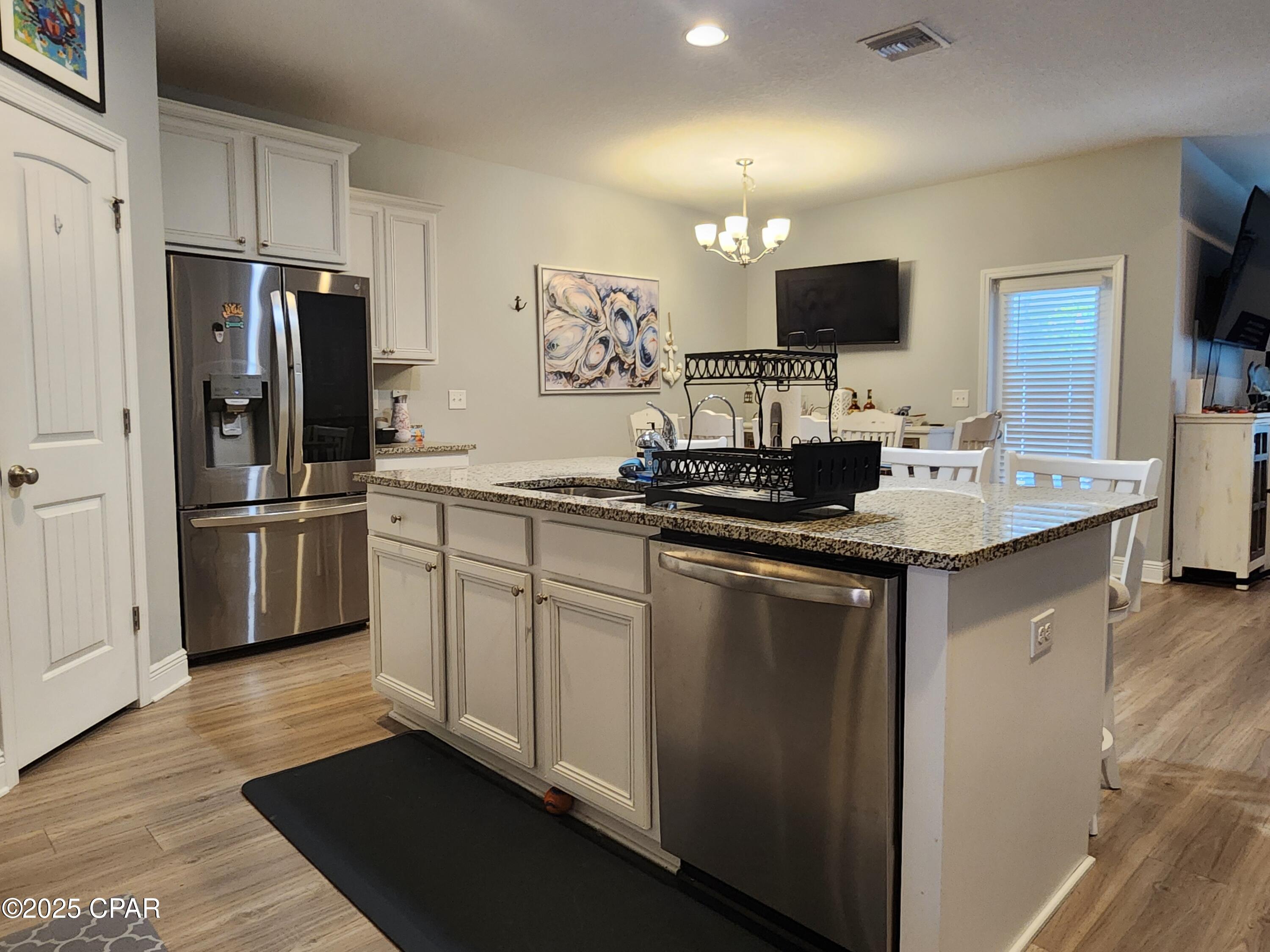 Image 16 For 104 Moonraker Circle