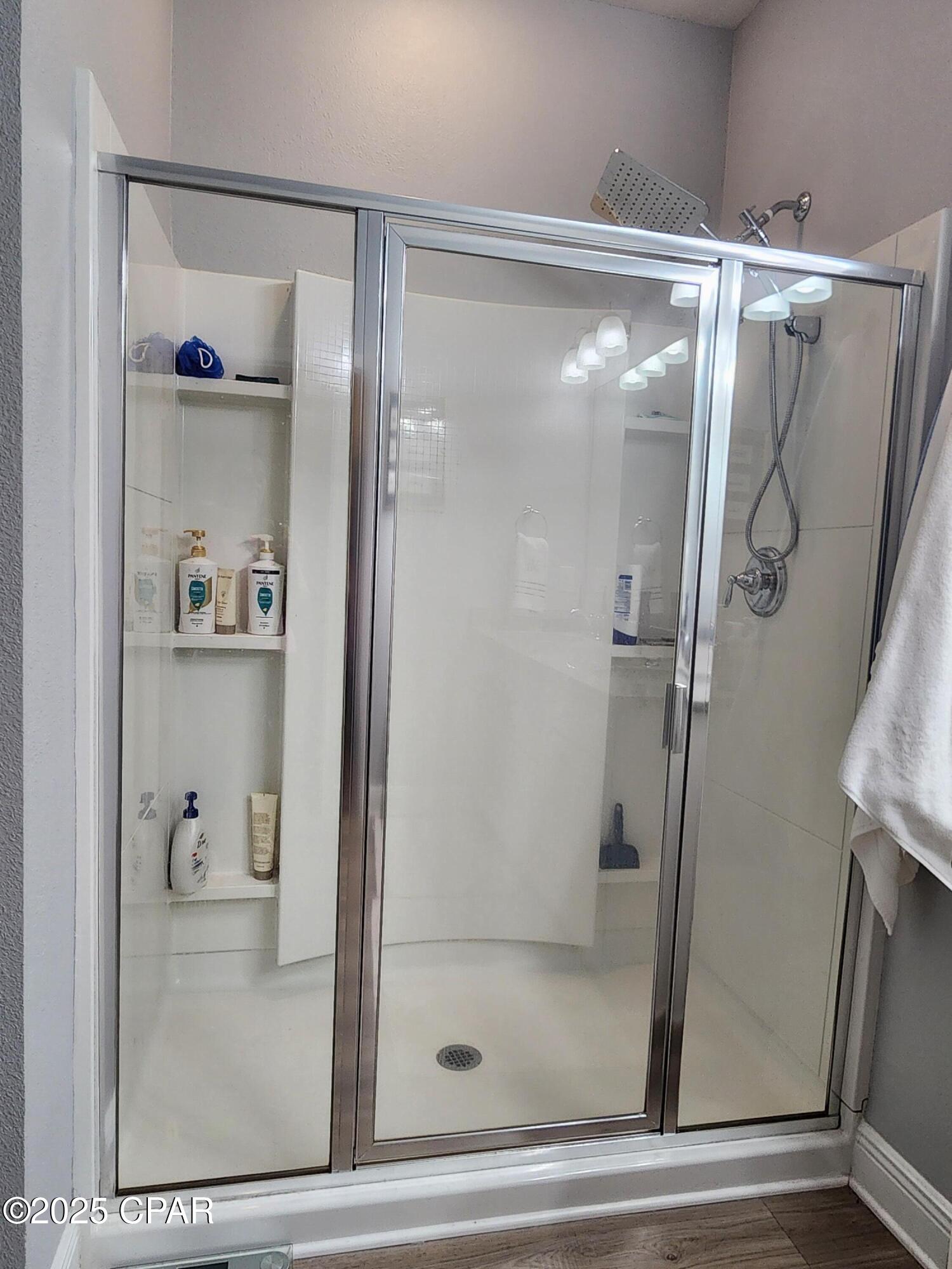 Image 24 For 104 Moonraker Circle