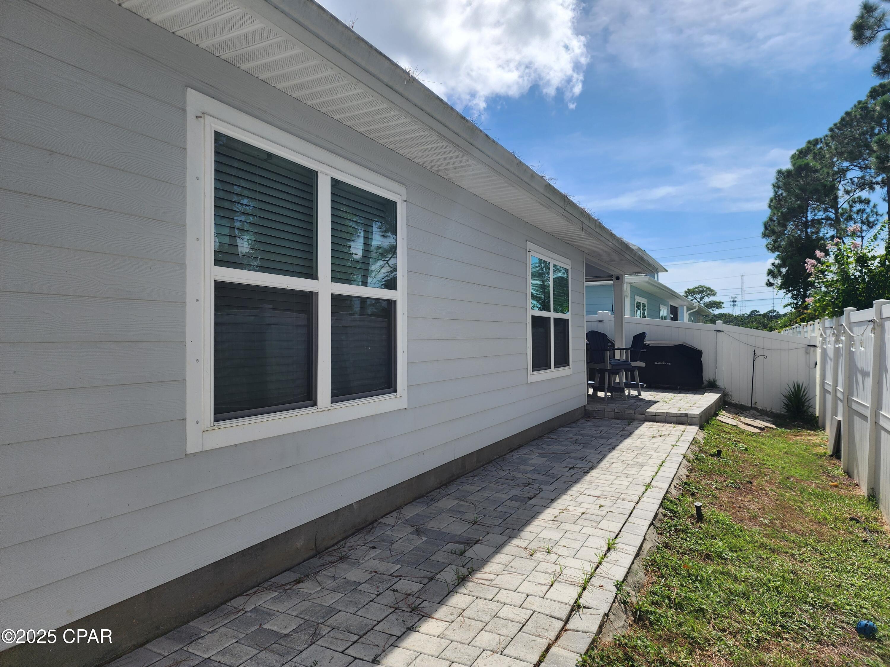 Image 3 For 104 Moonraker Circle