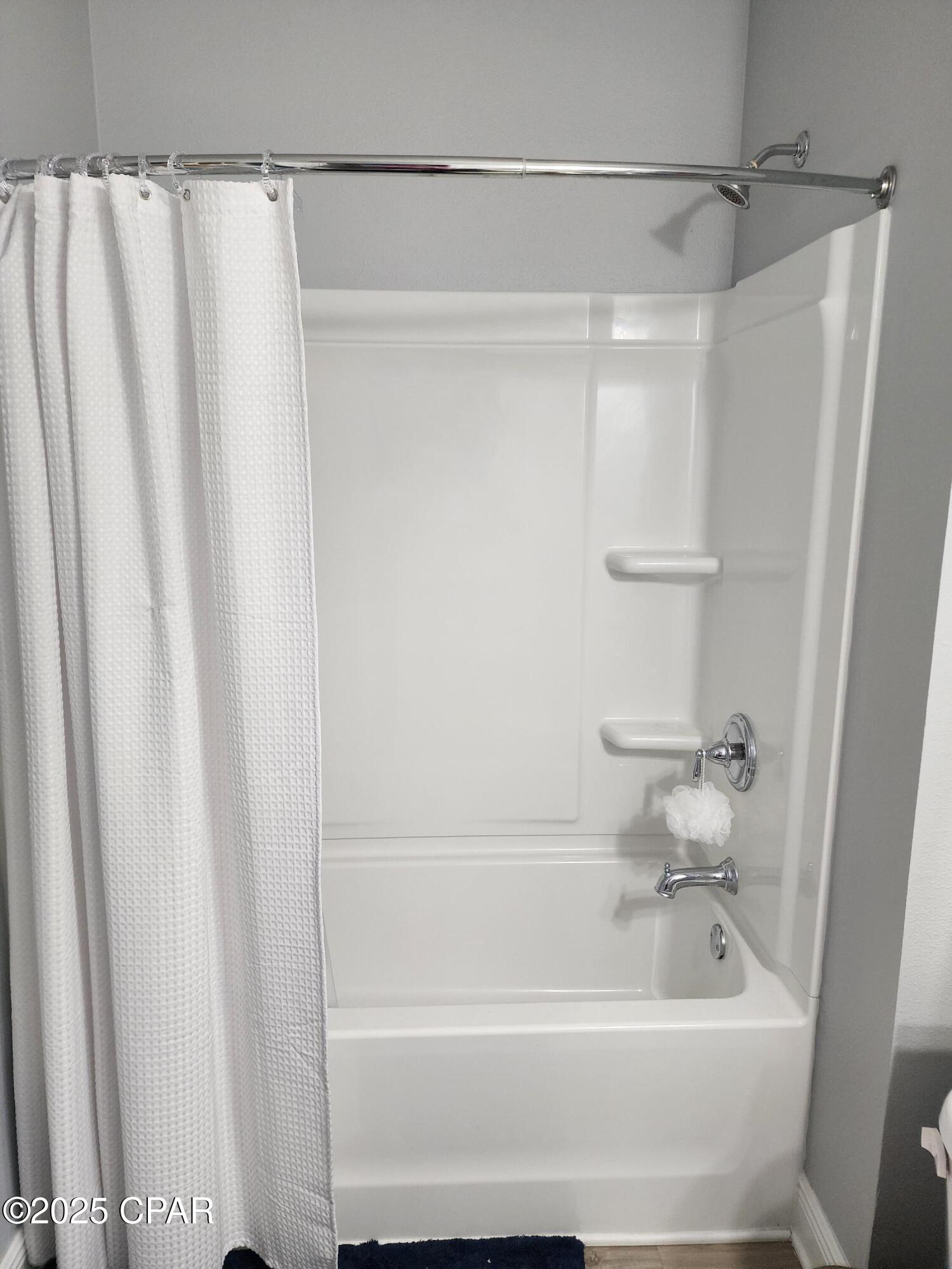 Image 38 For 104 Moonraker Circle