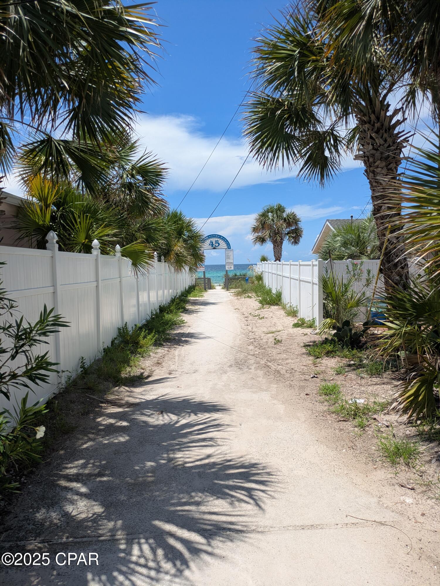 Image 38 For 13211 Fernwood Place