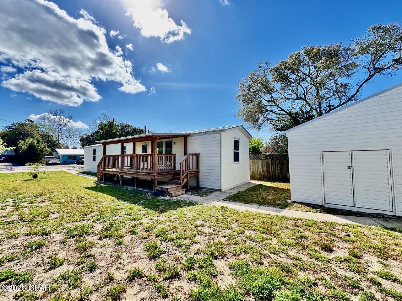 Image 16 For 325 Hibiscus Drive