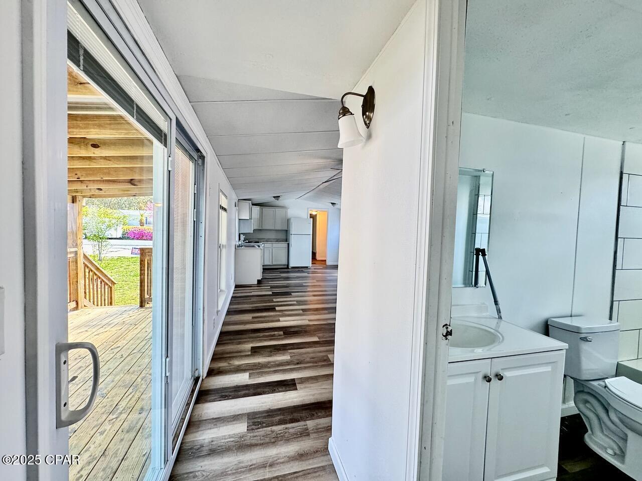 Image 19 For 325 Hibiscus Drive