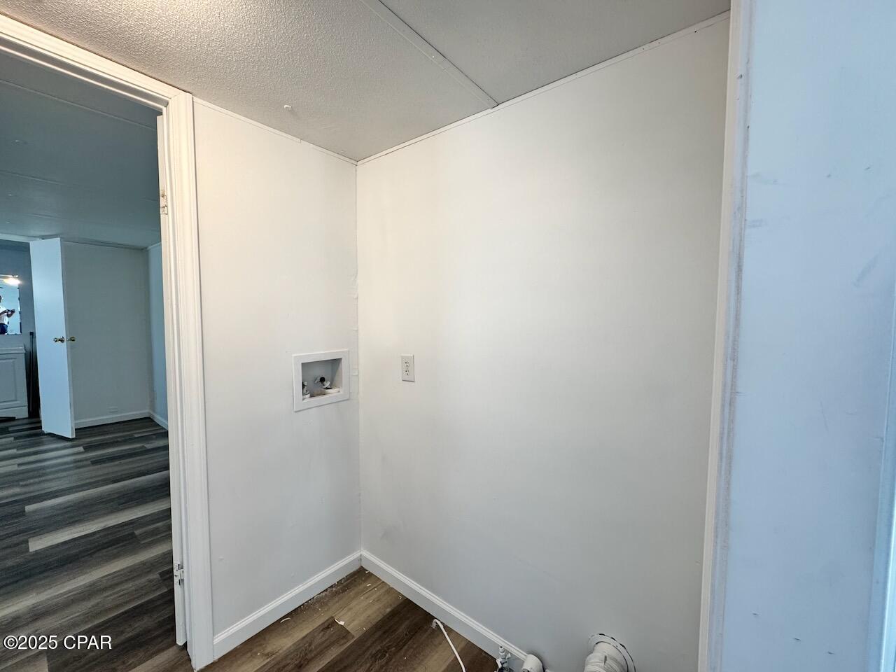 Image 20 For 325 Hibiscus Drive