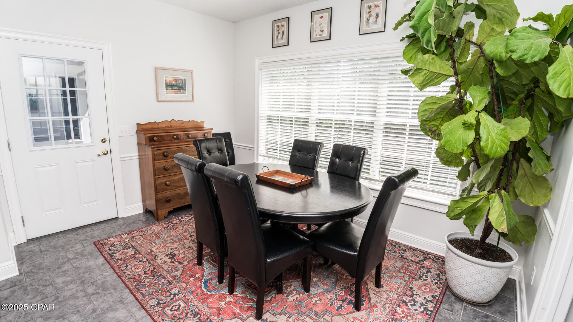 Image 23 For 129 Bid A Wee Lane