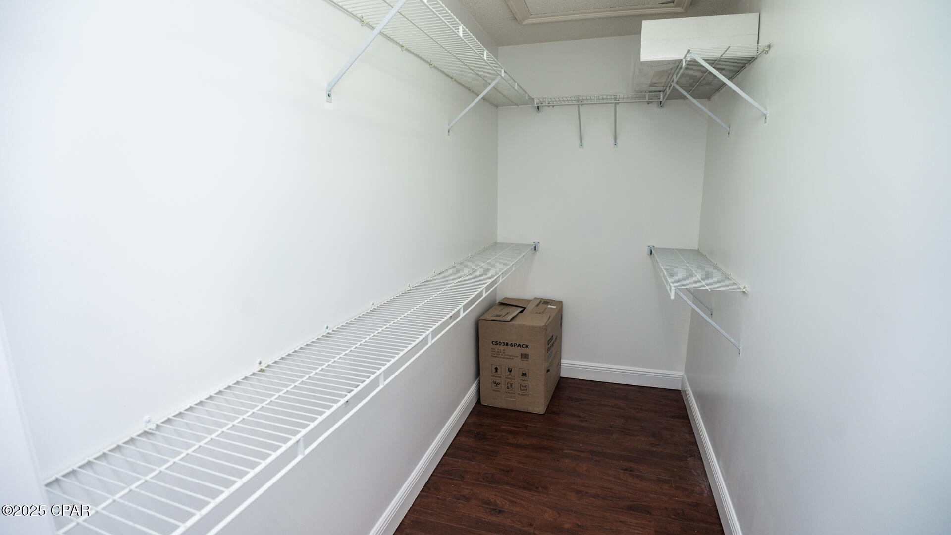 Image 32 For 129 Bid A Wee Lane