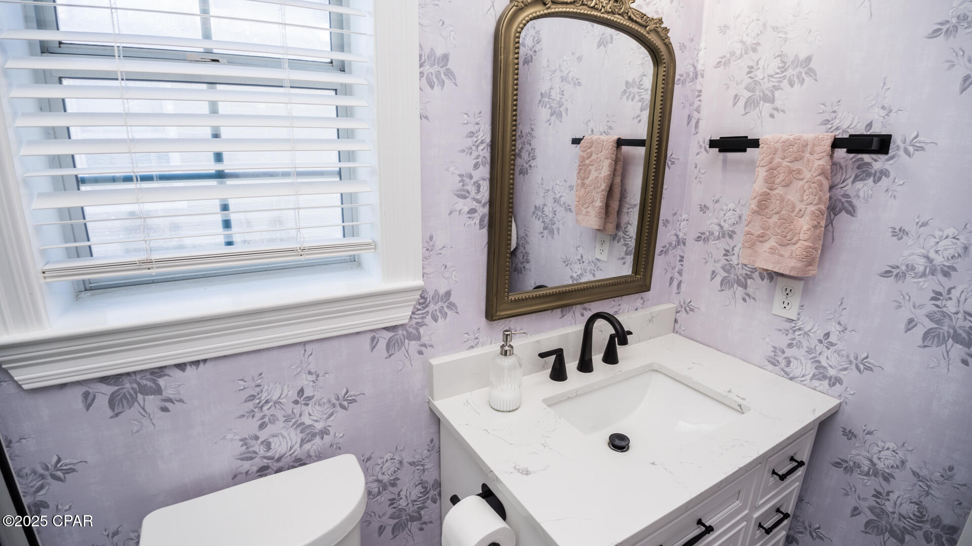 Image 39 For 129 Bid A Wee Lane