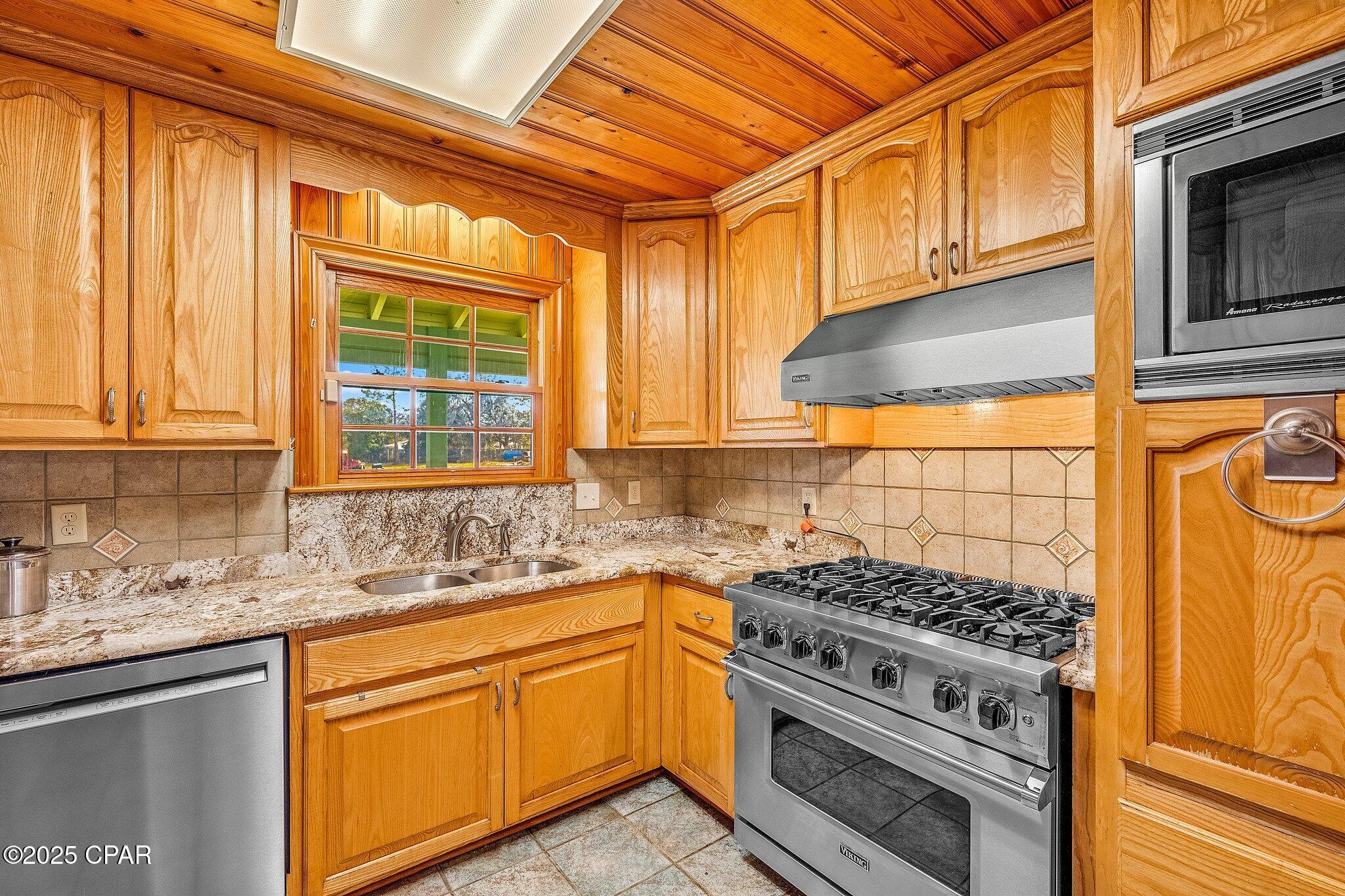 Image 13 For 7910 Gadsden Avenue