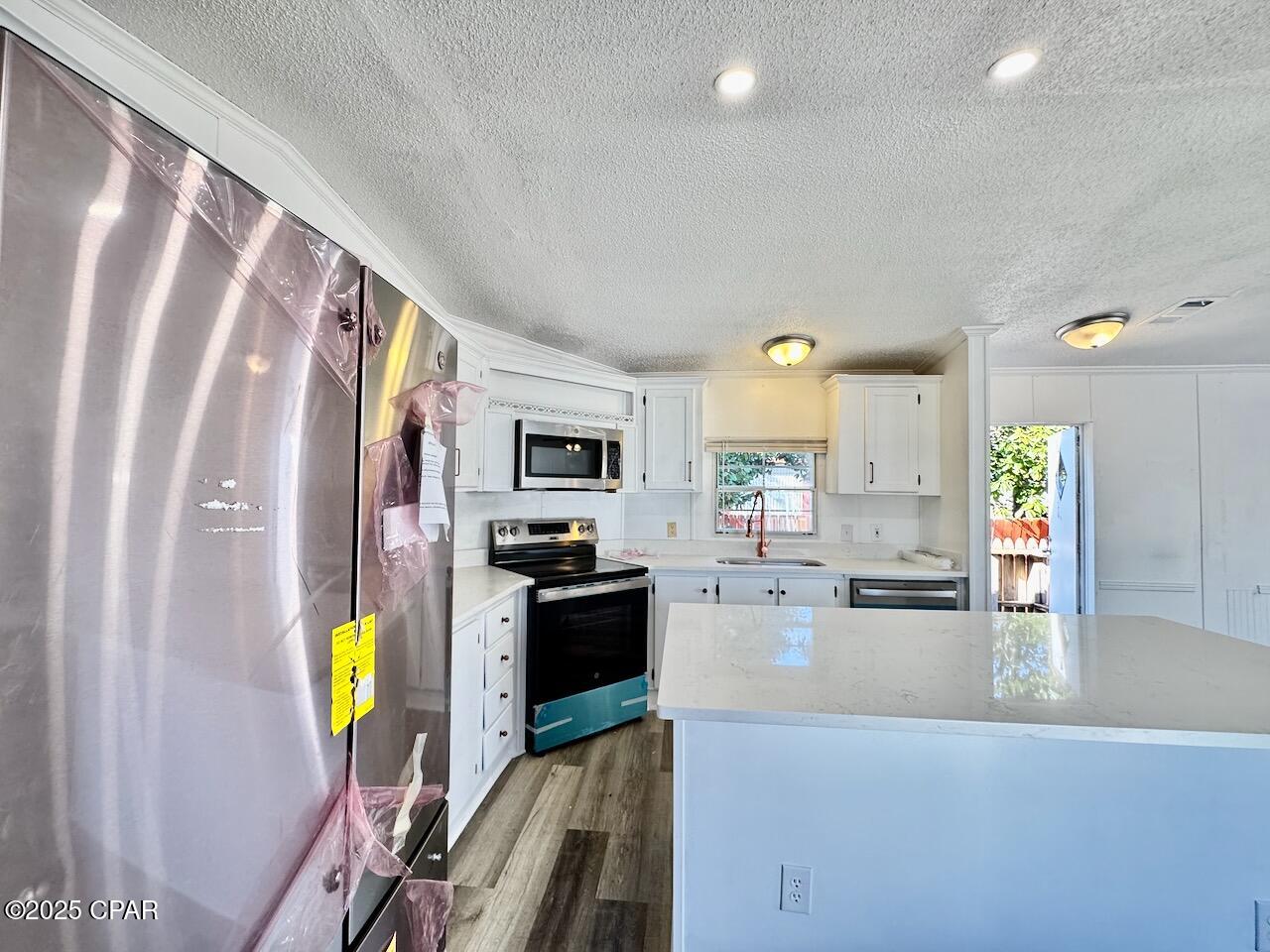 Image 11 For 329 Hibiscus Drive