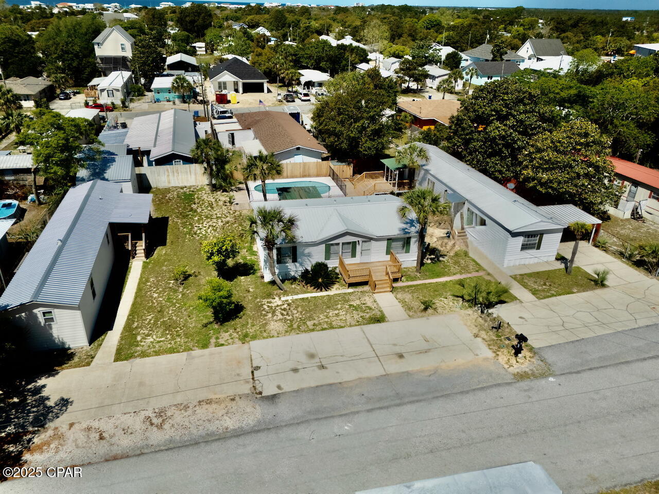 Image 16 For 329 Hibiscus Drive