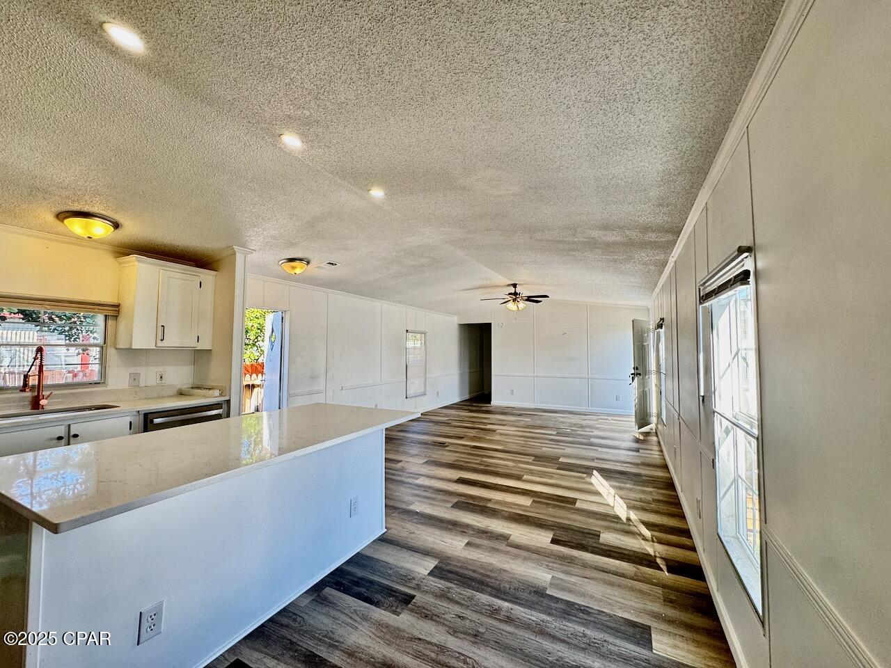 Image 2 For 329 Hibiscus Drive