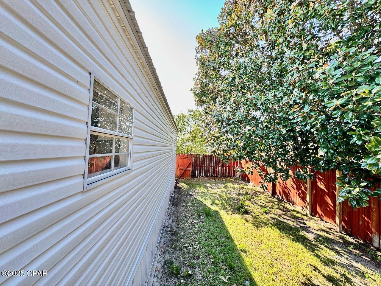 Image 30 For 329 Hibiscus Drive