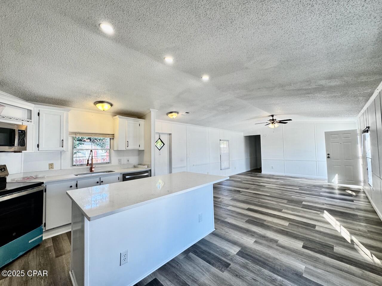 Image 9 For 329 Hibiscus Drive