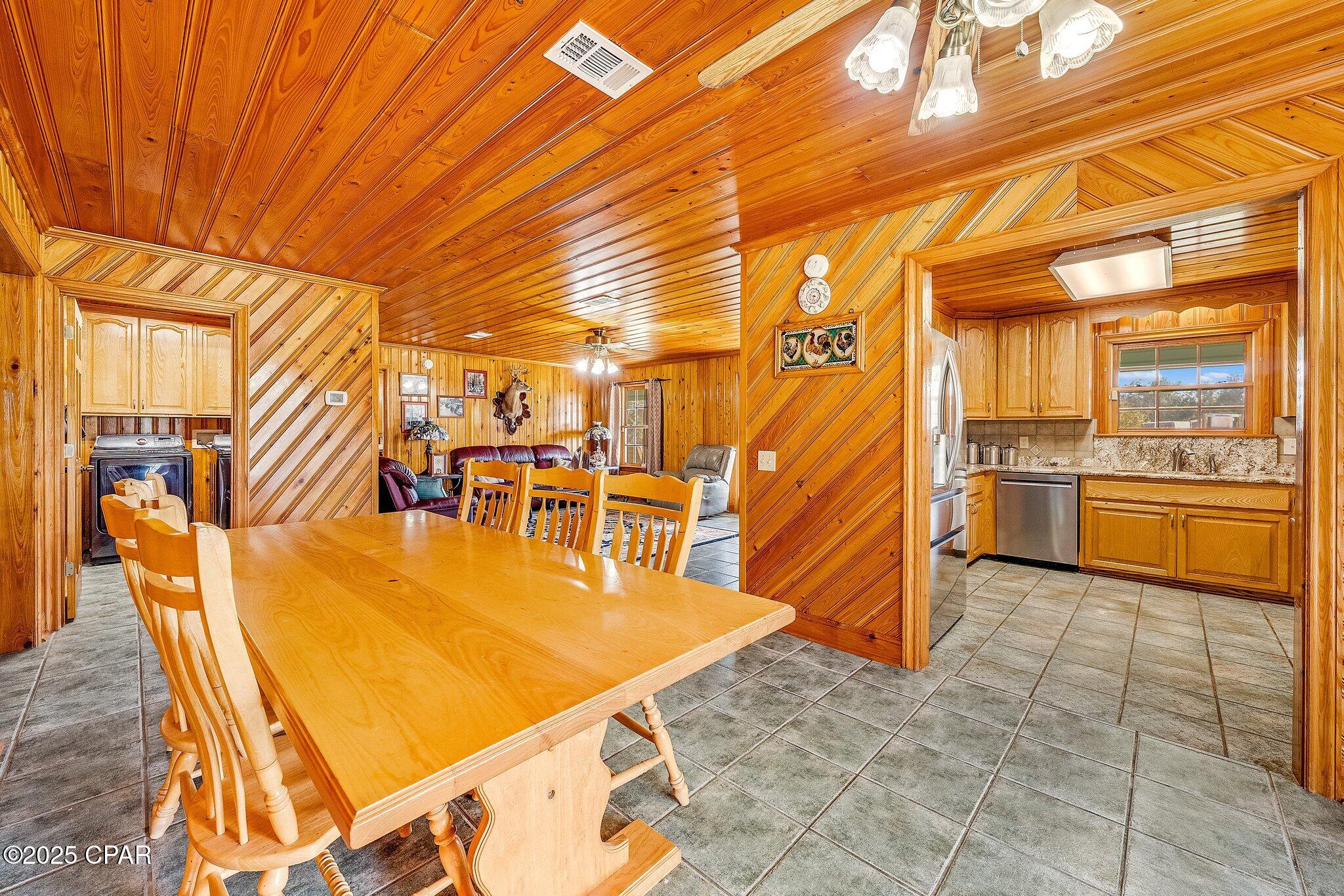 Image 11 For 7910 Gadsden Avenue