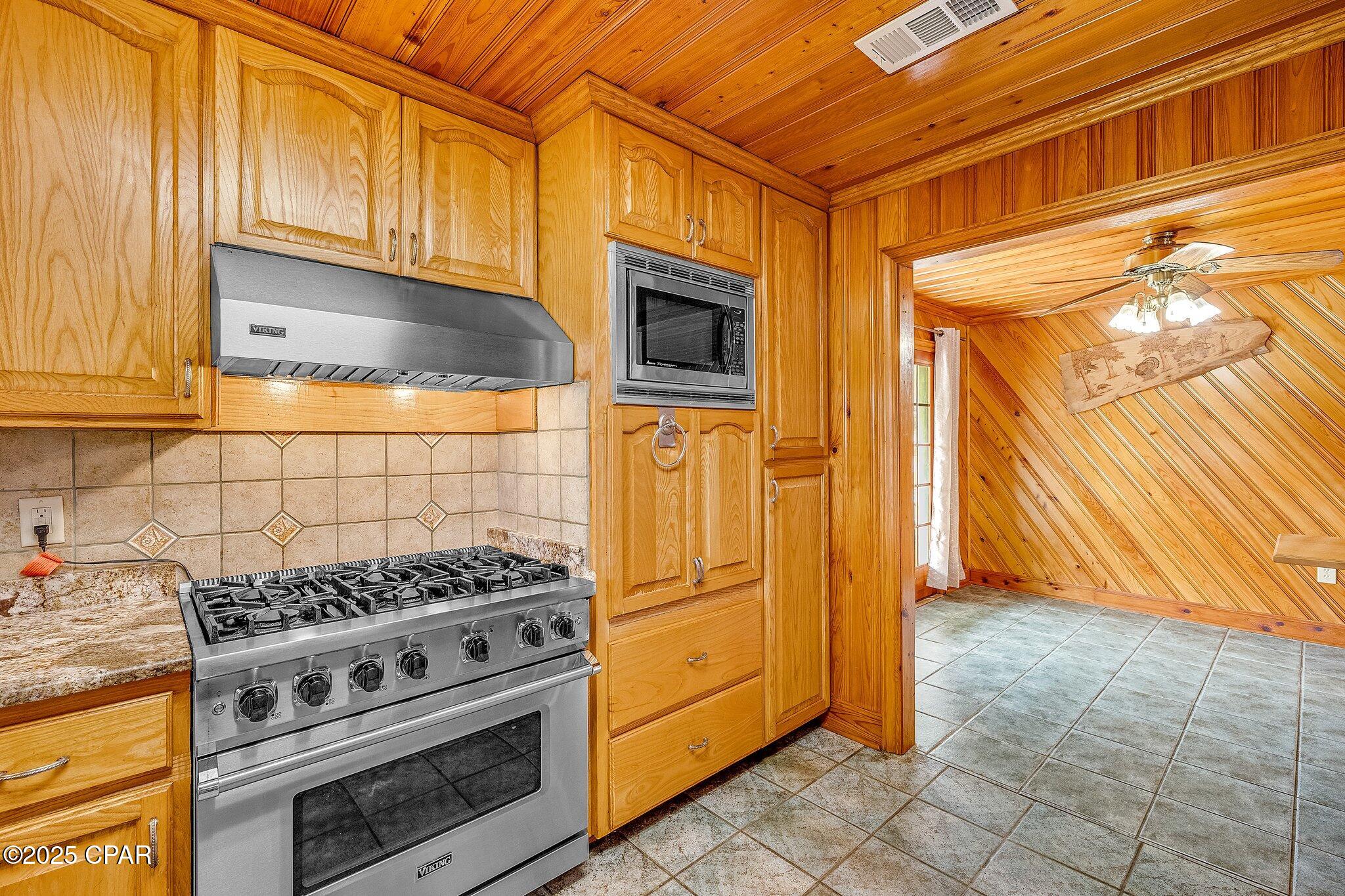 Image 14 For 7910 Gadsden Avenue