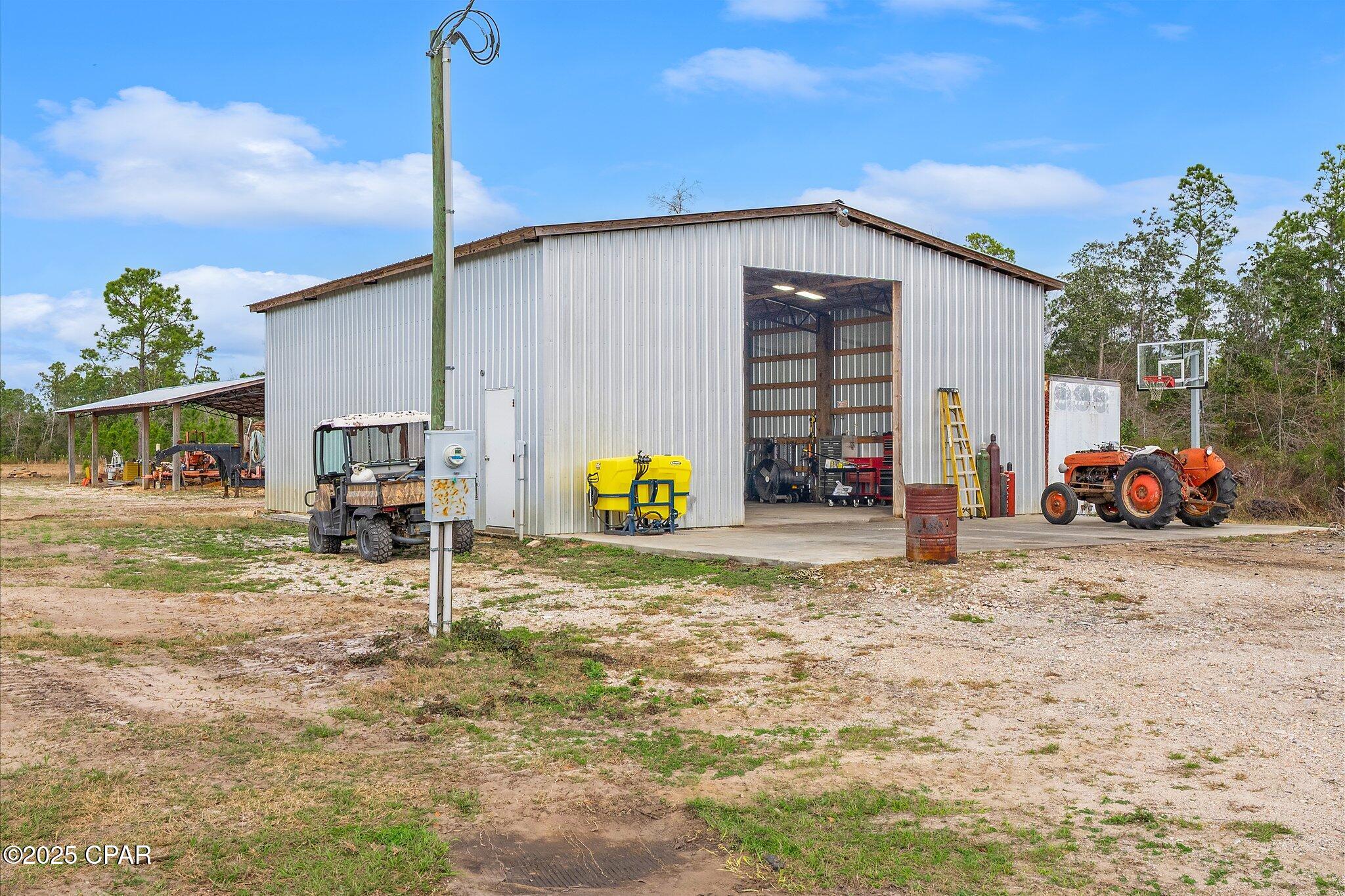 Image 3 For 7910 Gadsden Avenue