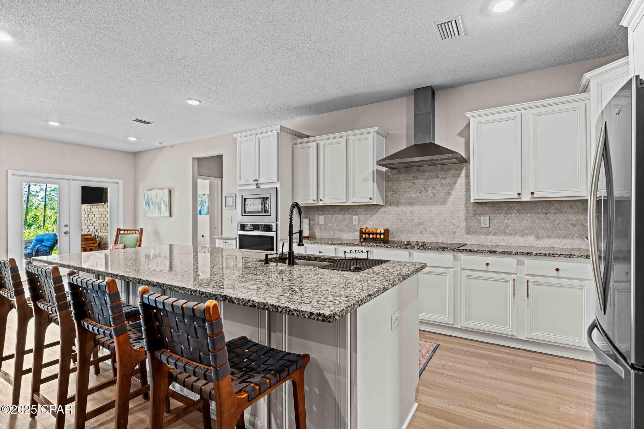 Image 18 For 100 Talbot Street