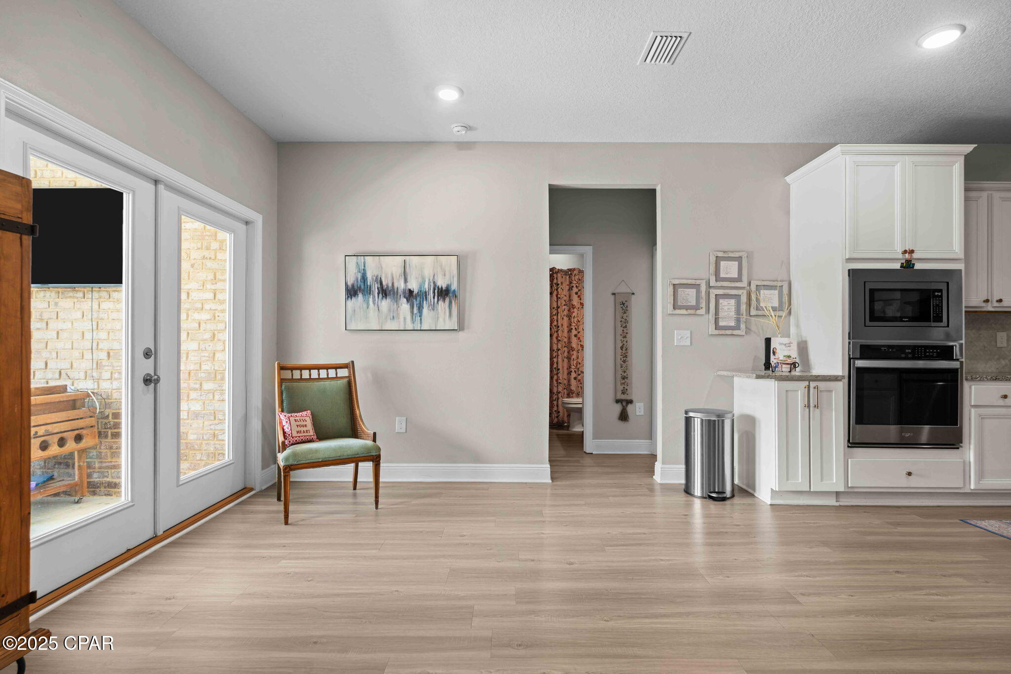 Image 24 For 100 Talbot Street