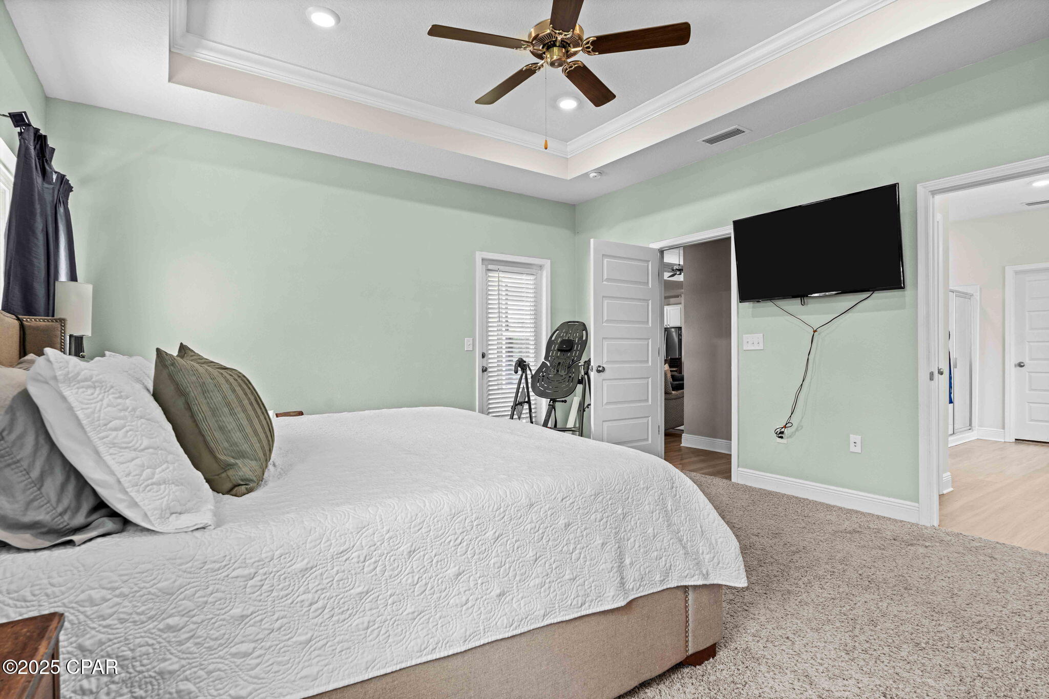 Image 33 For 100 Talbot Street