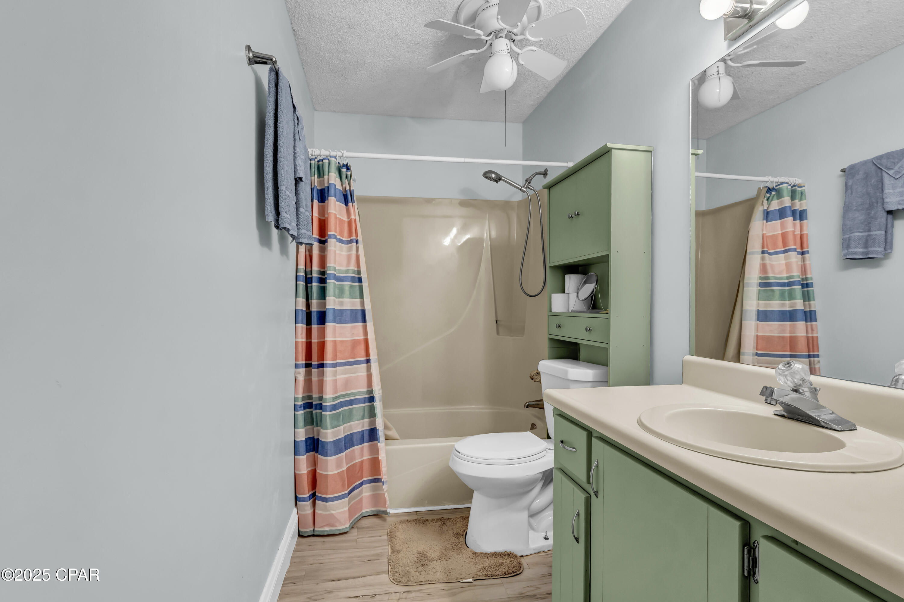 Image 13 For 506 El Centro Boulevard 506b