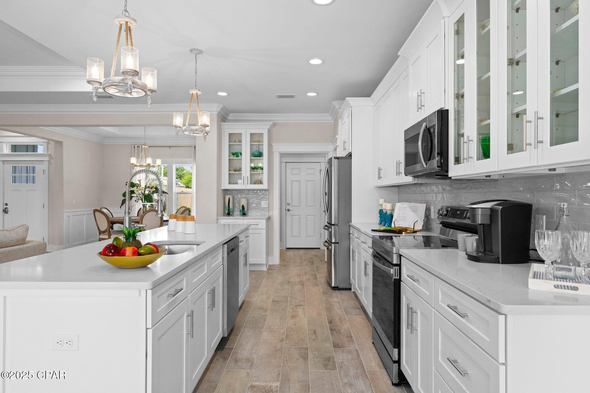 Image 10 For 253 Wells Street