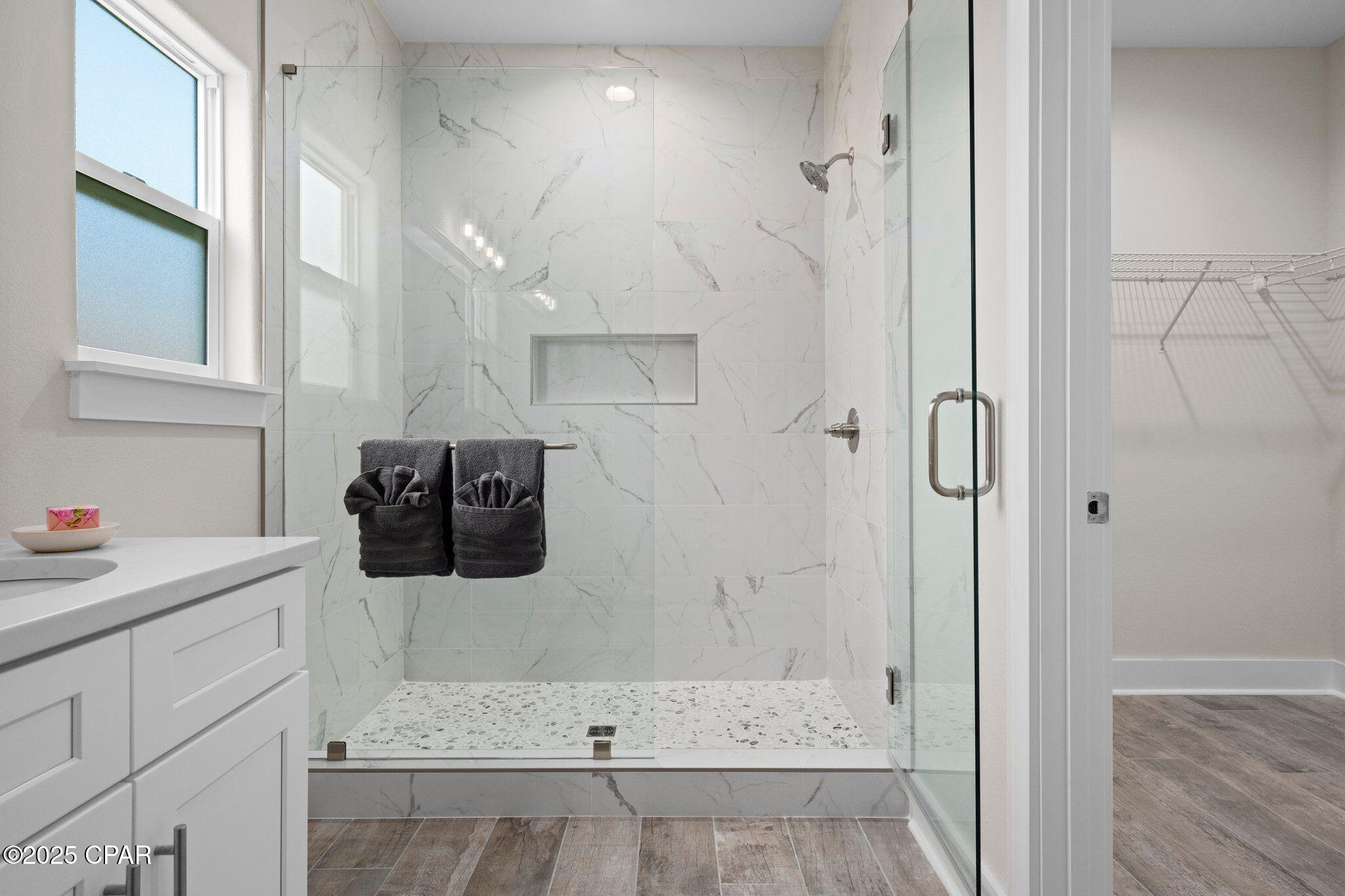 Image 16 For 253 Wells Street