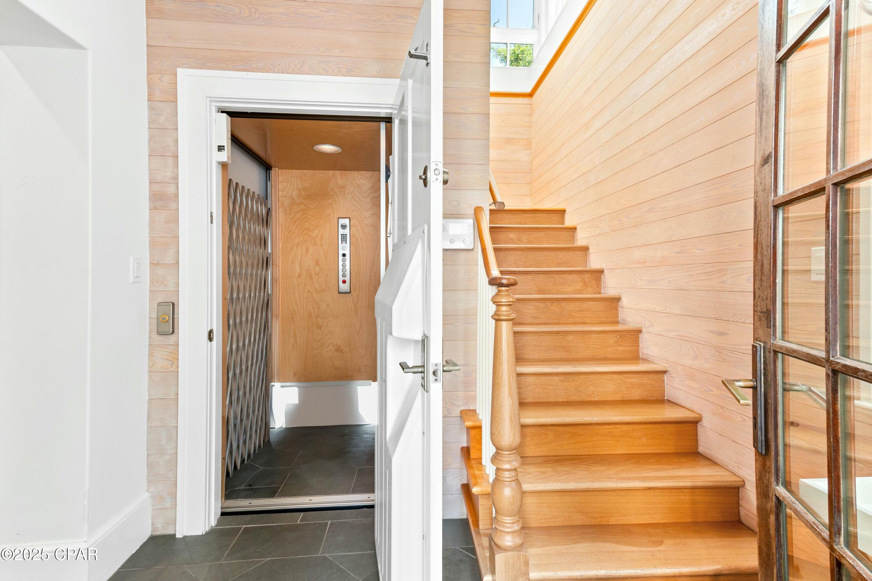 Listing photo id 37 for 239 Sand Oaks Circle