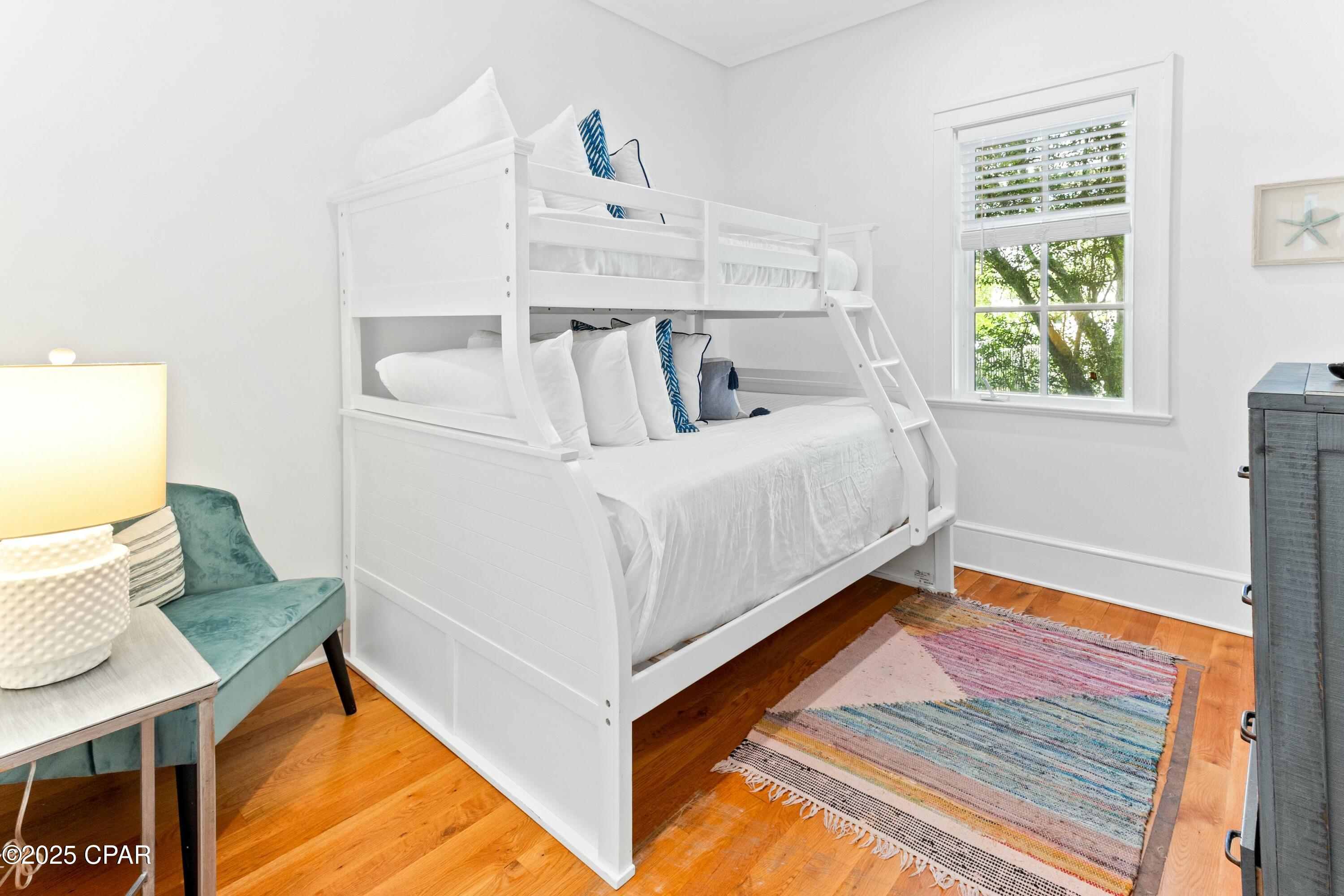 Listing photo id 40 for 239 Sand Oaks Circle