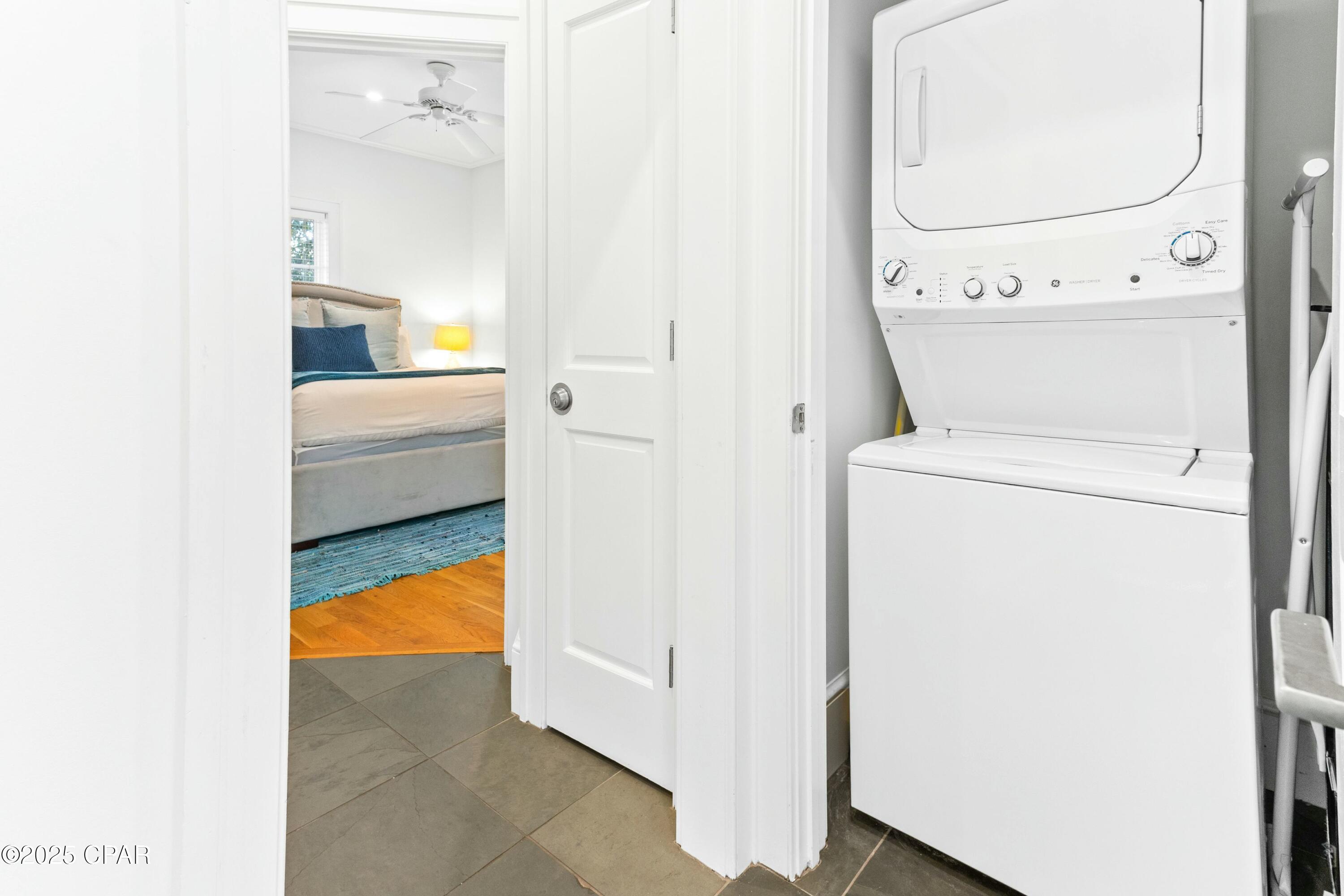 Listing photo id 48 for 239 Sand Oaks Circle