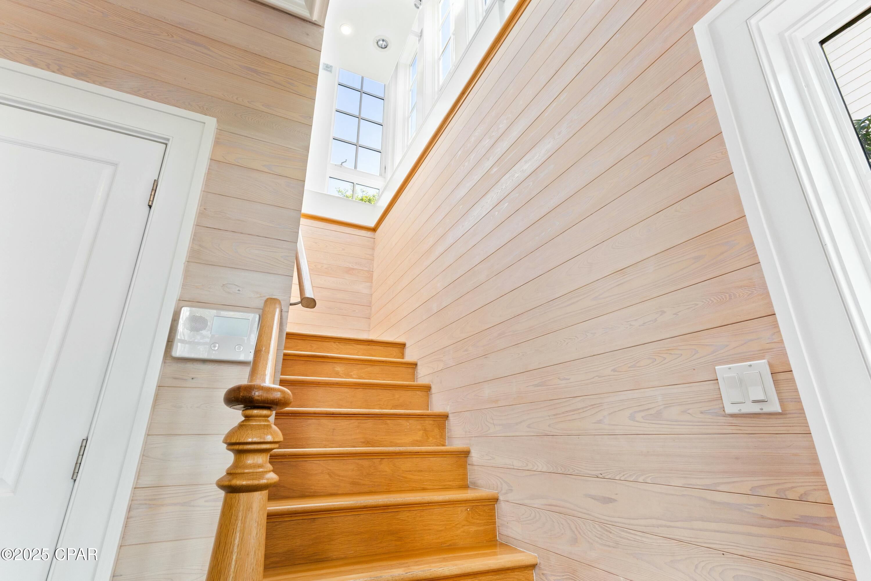 Listing photo id 50 for 239 Sand Oaks Circle