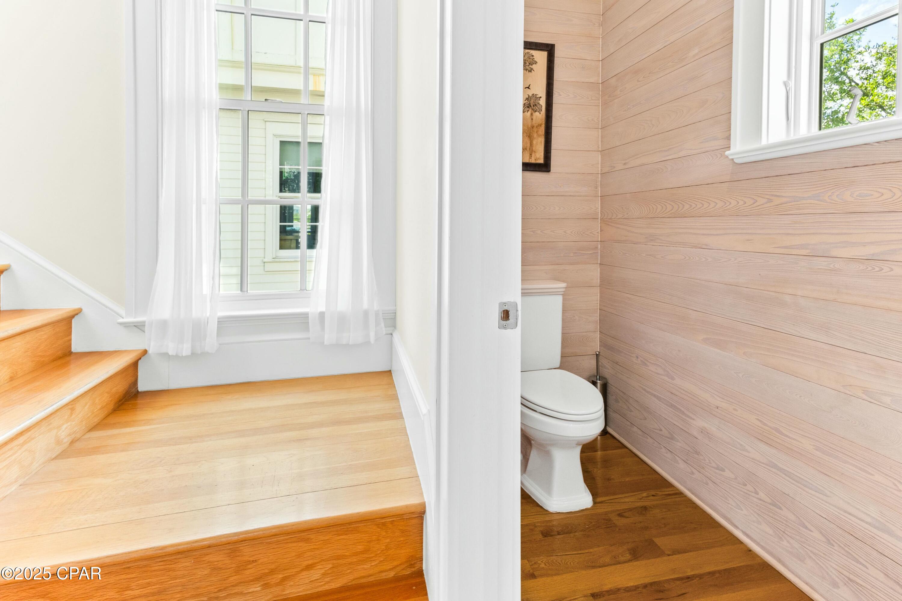 Listing photo id 52 for 239 Sand Oaks Circle